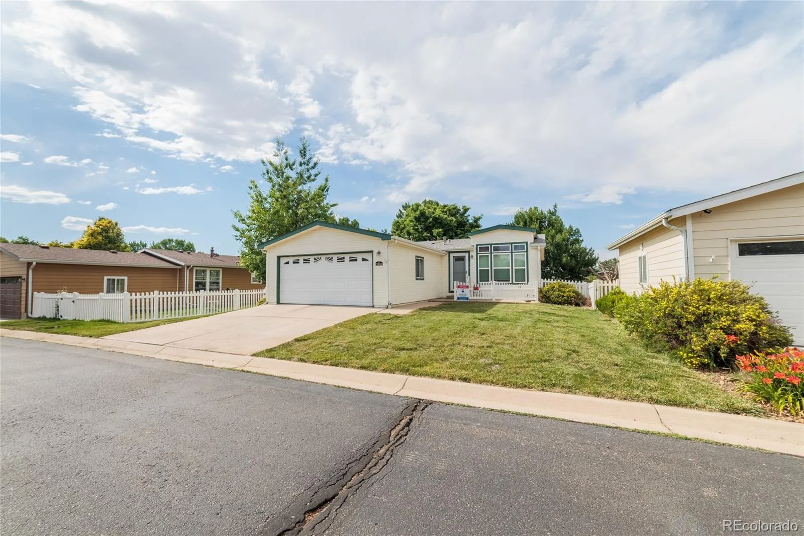 7805 Sunflower Green #140 Frederick CO 80530 | MLS #REC6721809 07022026212852 1600 27