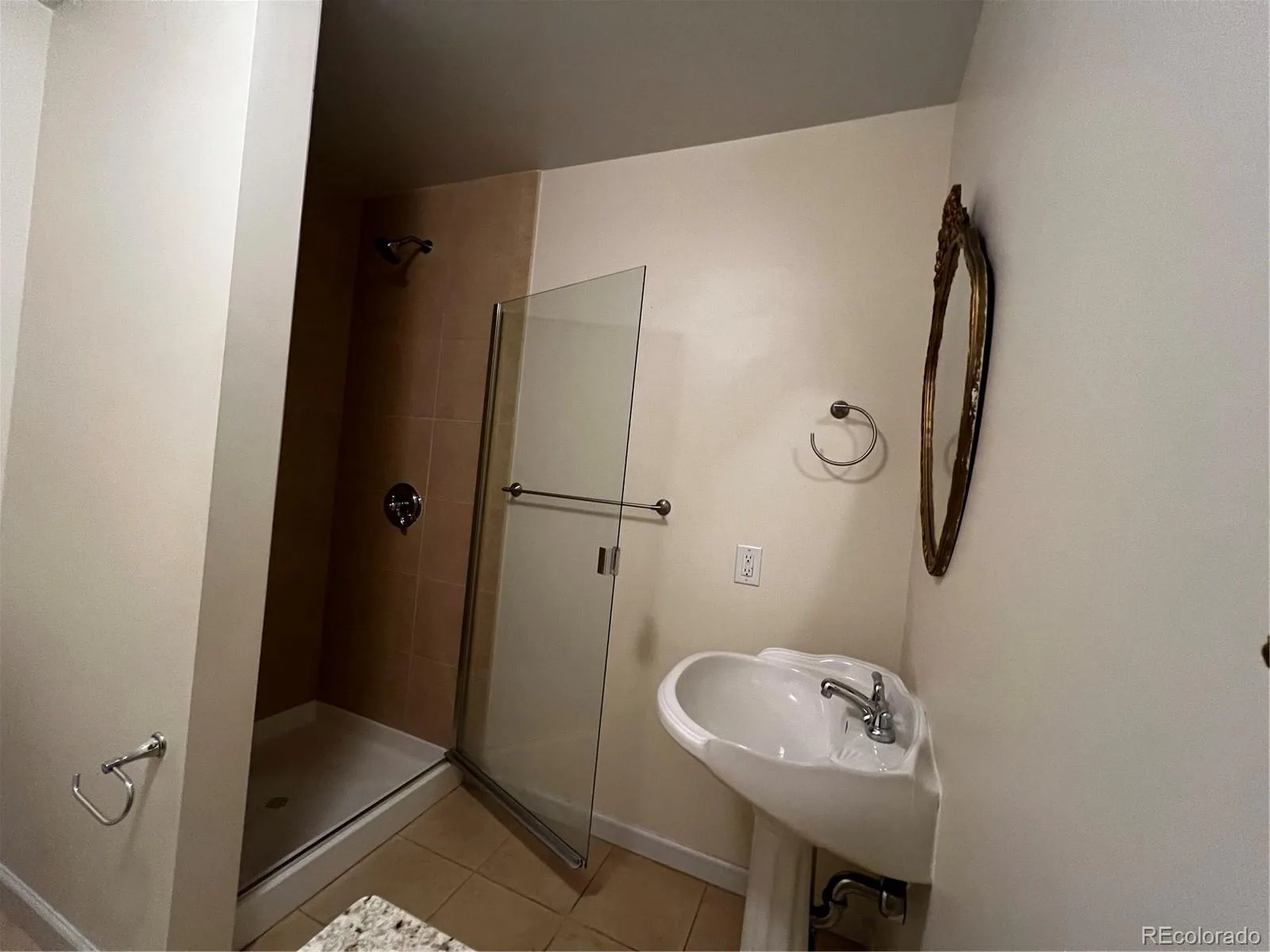 925 N Lincoln Street #3H Denver CO 80203 | MLS #REC6722639 08022026071036 1600 14
