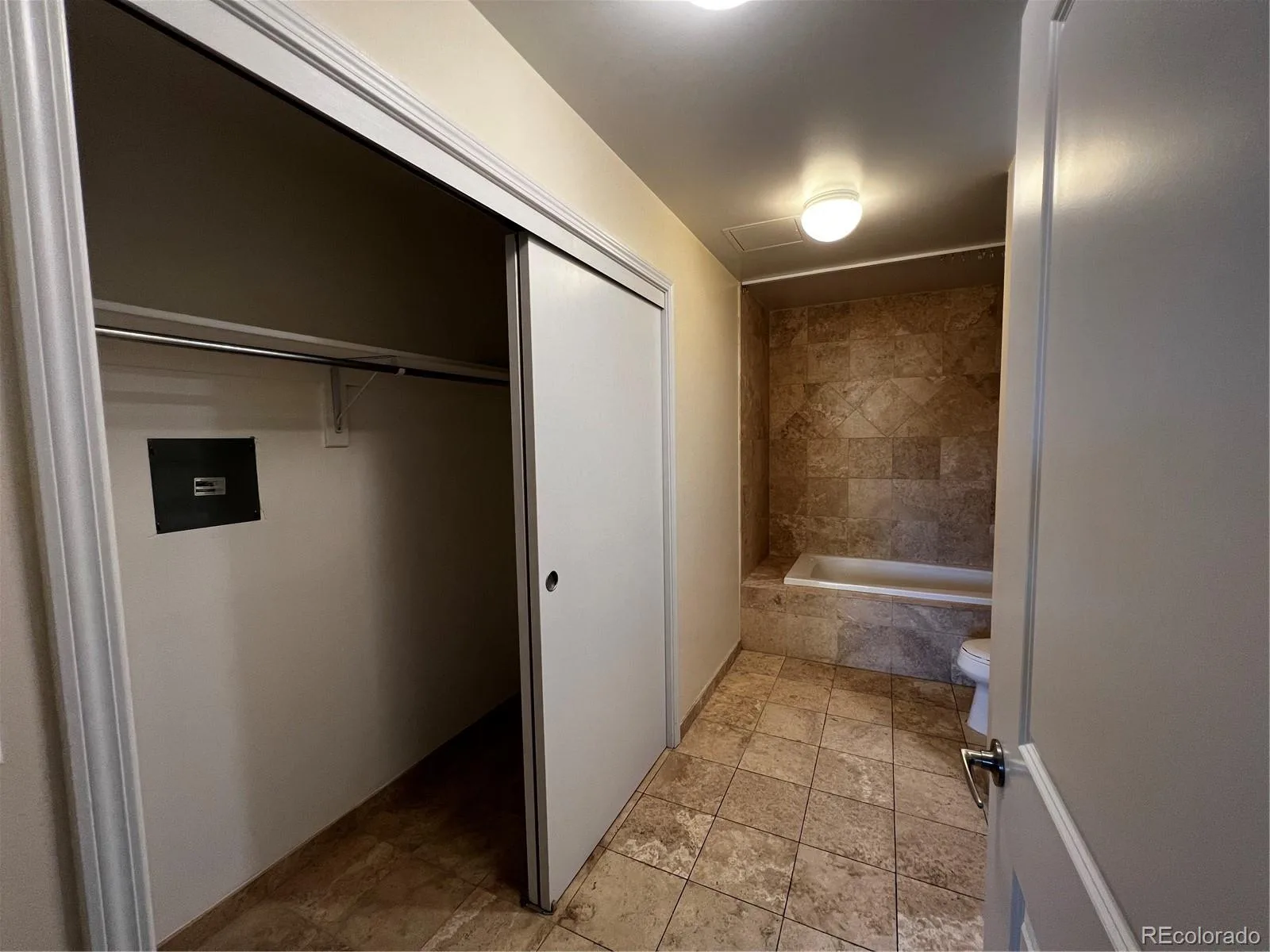 925 N Lincoln Street #3H Denver CO 80203 | MLS #REC6722639 08022026071036 1600 16