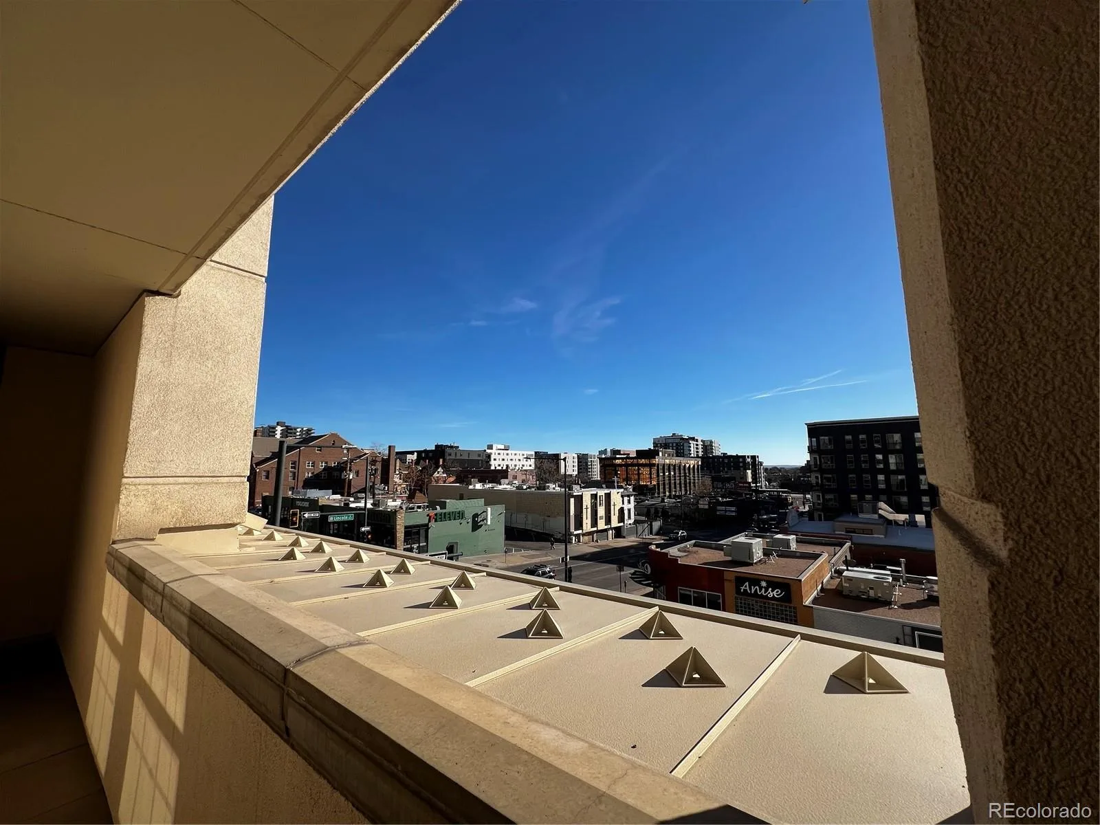 925 N Lincoln Street #3H Denver CO 80203 | MLS #REC6722639 08022026071036 1600 26