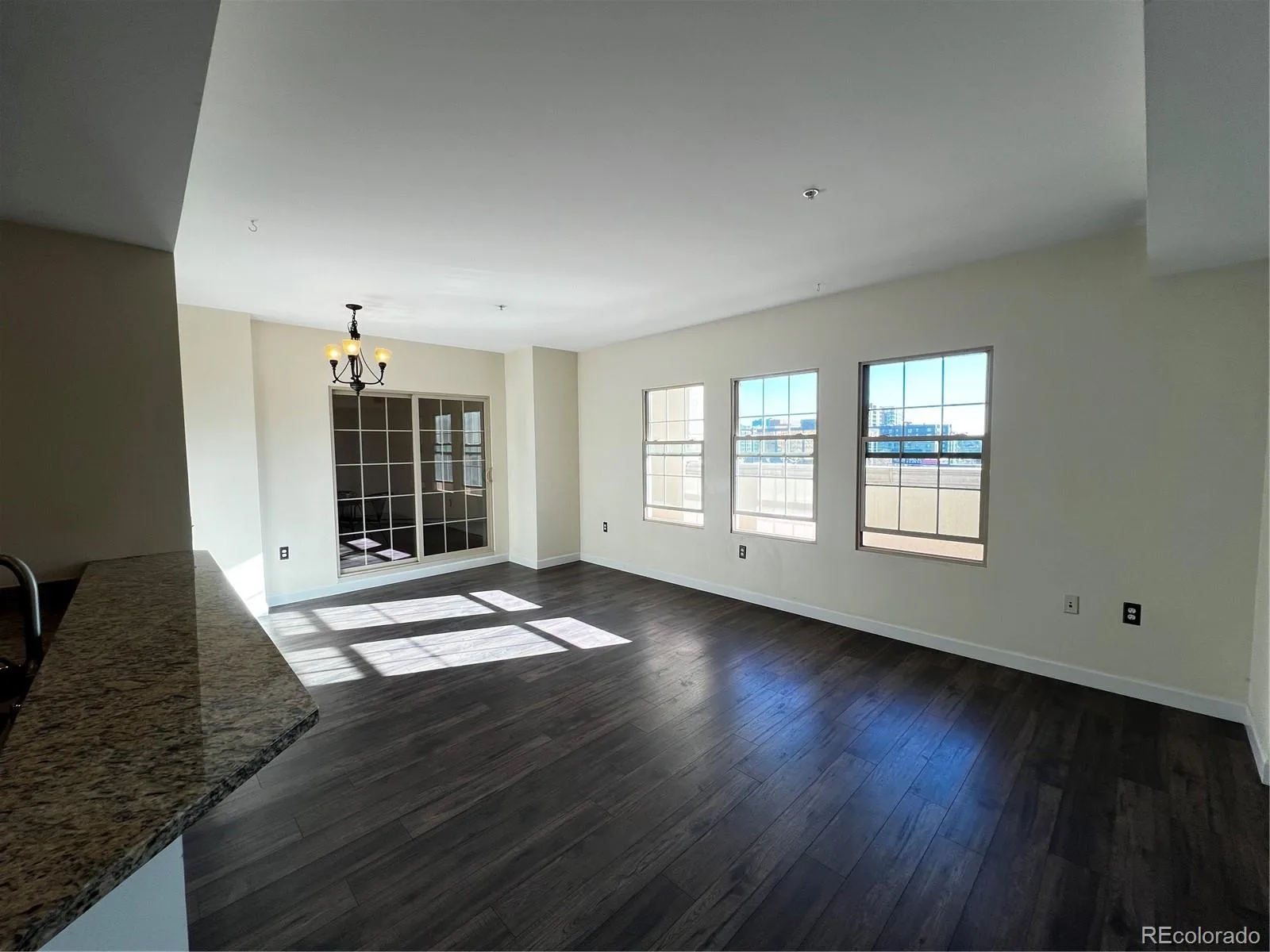 925 N Lincoln Street #3H Denver CO 80203 | MLS #REC6722639 08022026071036 1600 31