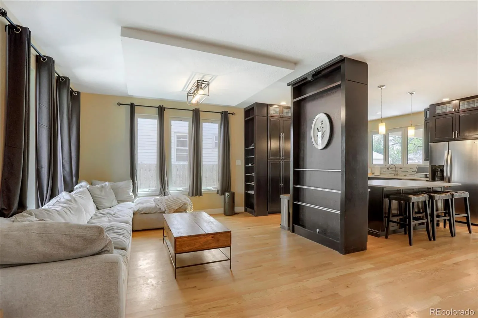 04222026003955 1600 3