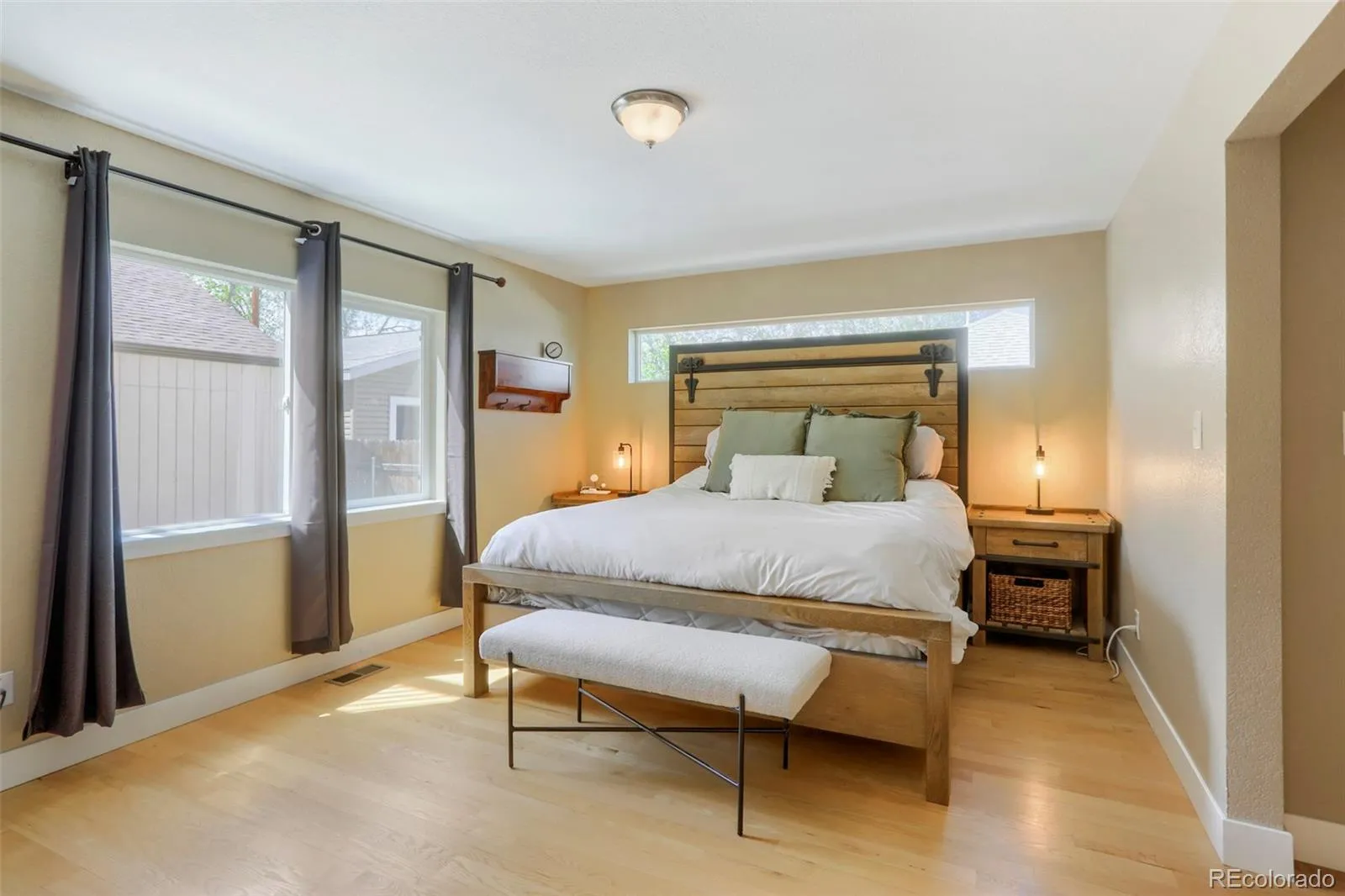 04222026003955 1600 9