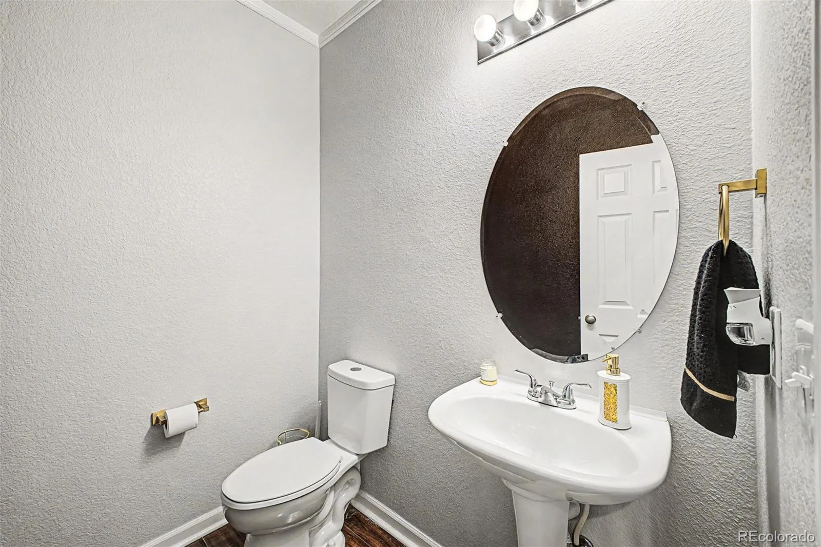 5564 Royal Pine Street Brighton CO 80601 | MLS #REC6725507 07222026155755 1600 15