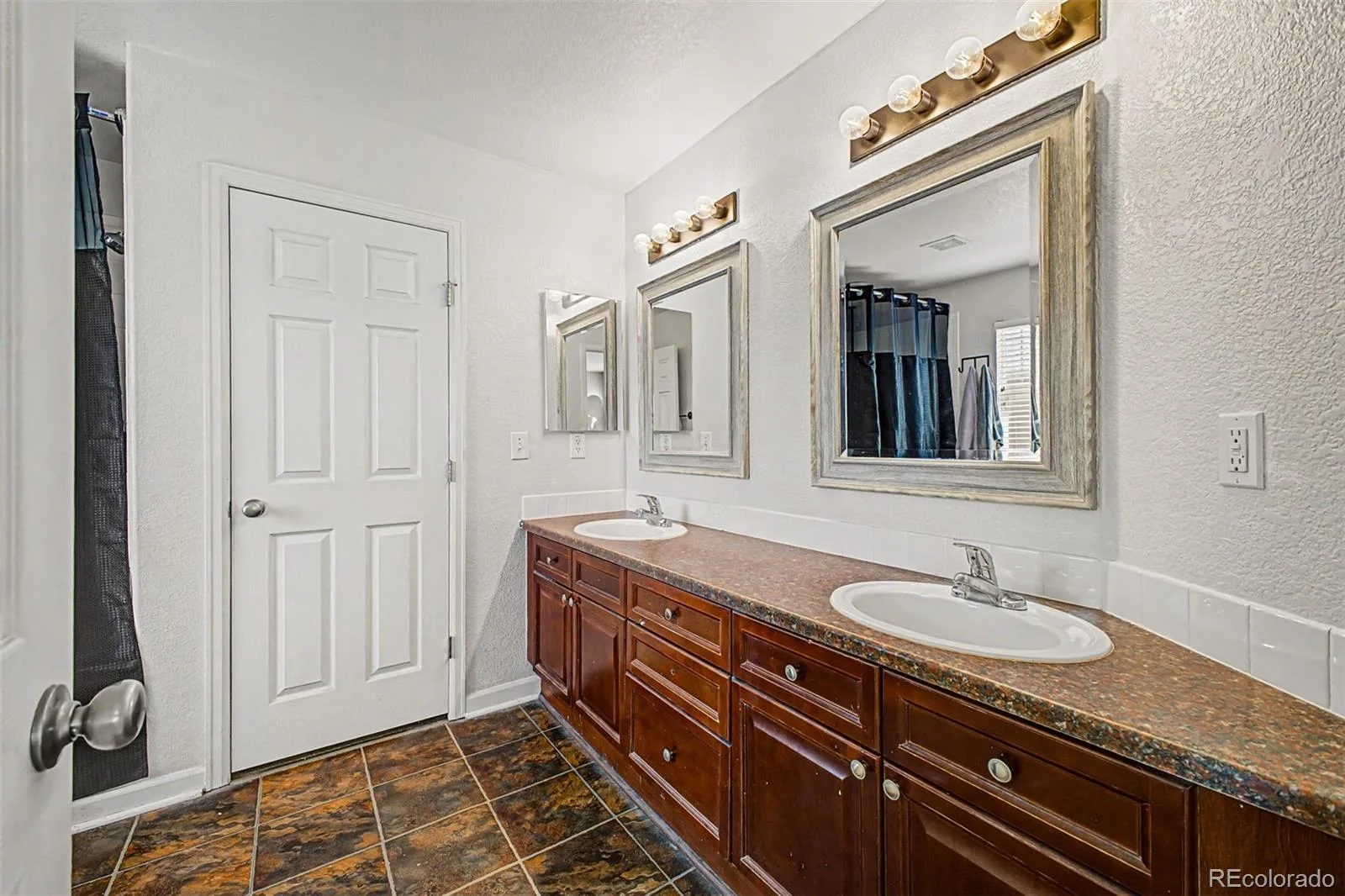 5564 Royal Pine Street Brighton CO 80601 | MLS #REC6725507 07222026155755 1600 20