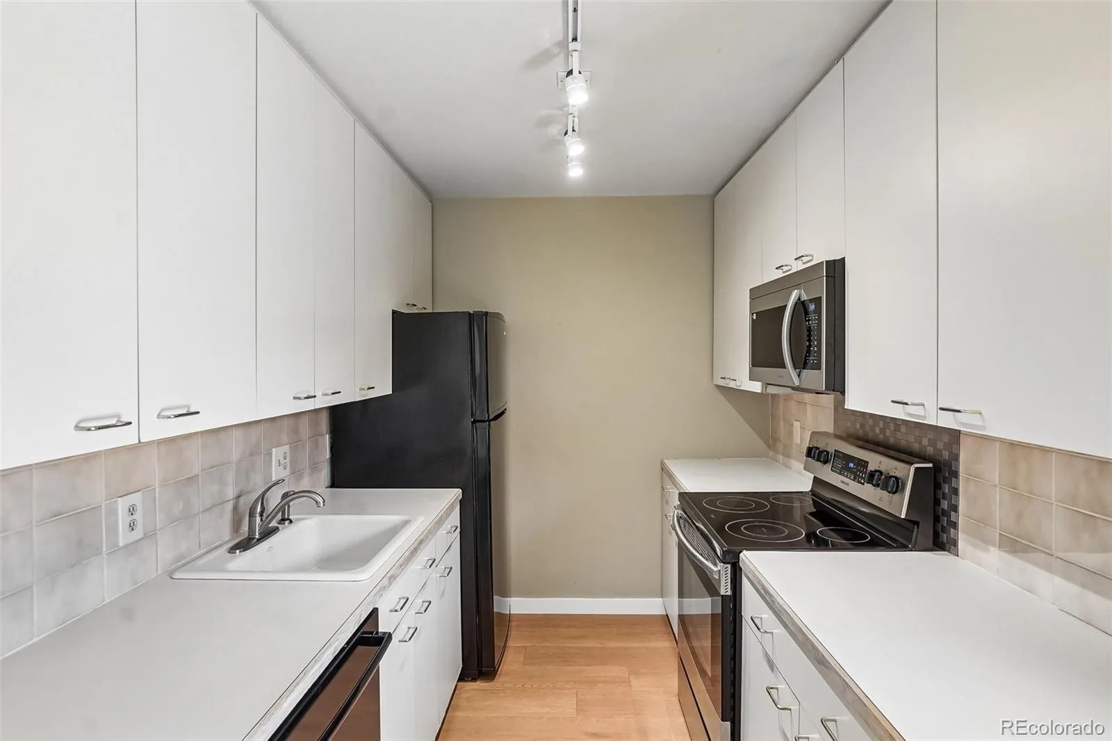 6472 E Mississippi Avenue Denver CO 80224 MLS #REC6726589 07192026183617 1600 12