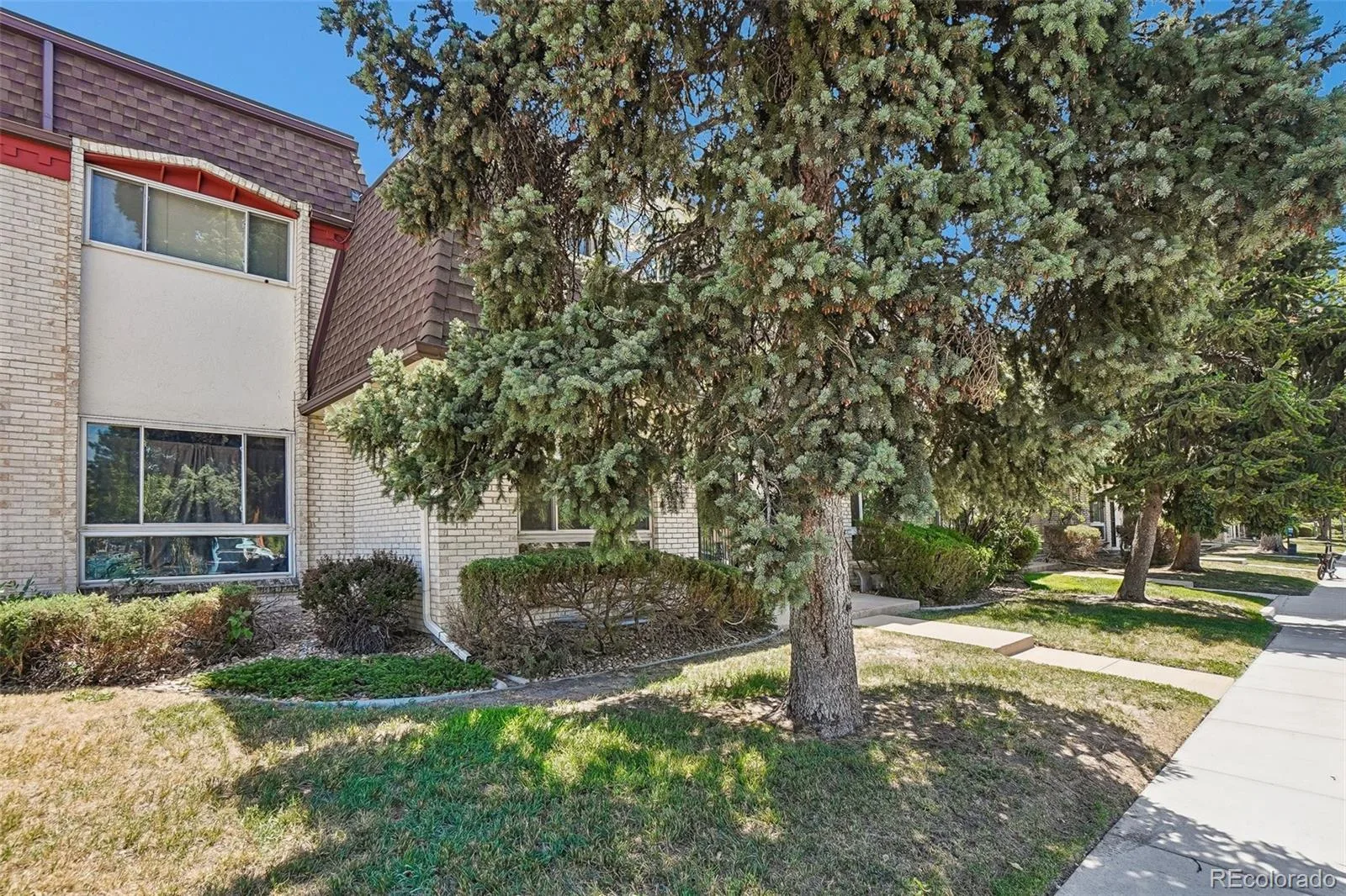 6472 E Mississippi Avenue Denver CO 80224 MLS #REC6726589 07192026183617 1600 2