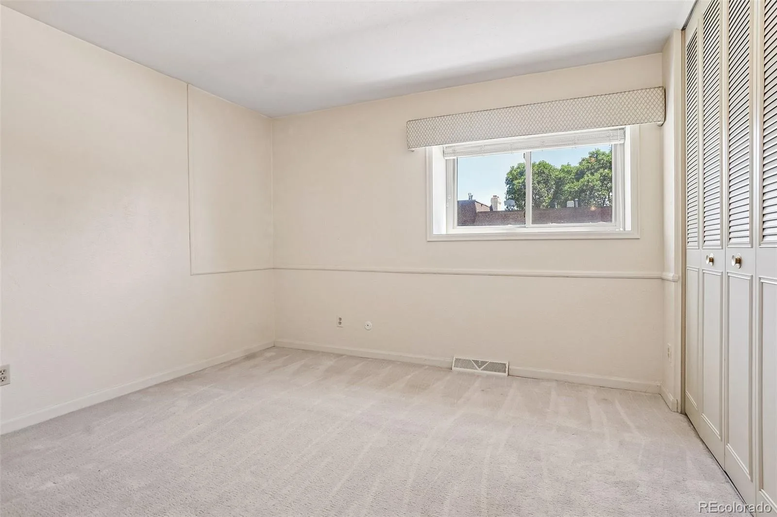 6472 E Mississippi Avenue Denver CO 80224 MLS #REC6726589 07192026183617 1600 23