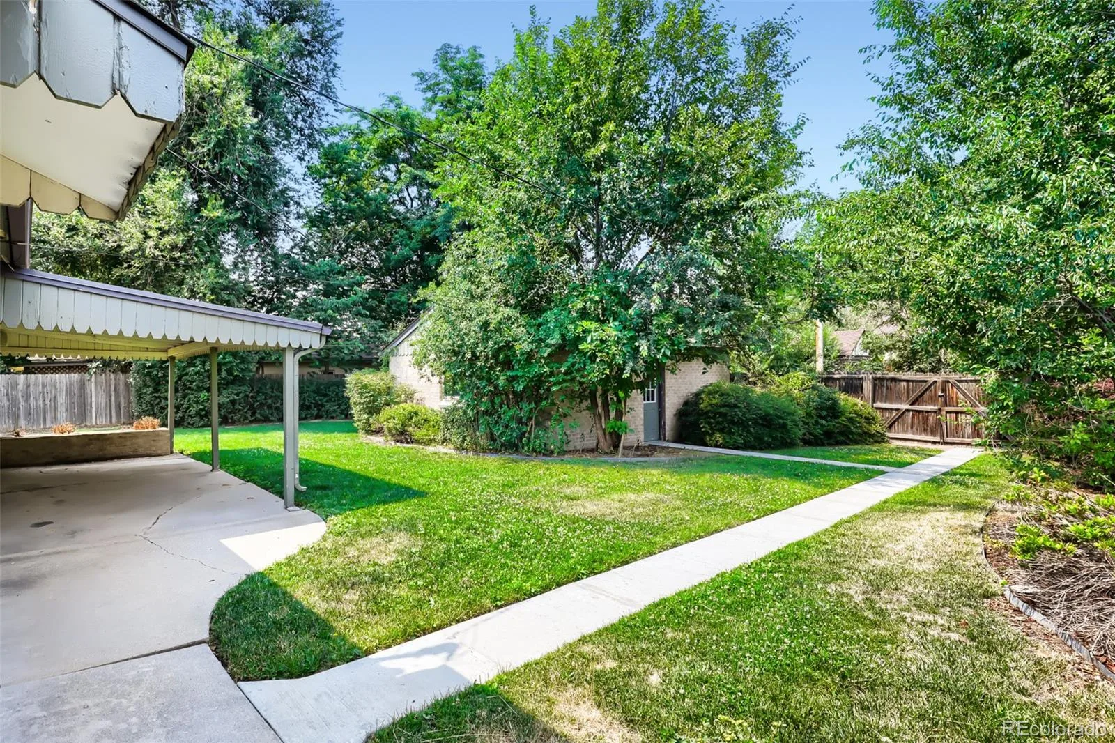 2635 Hudson Street Denver CO 80207 MLS #REC6729943 07092026020249 1600 17