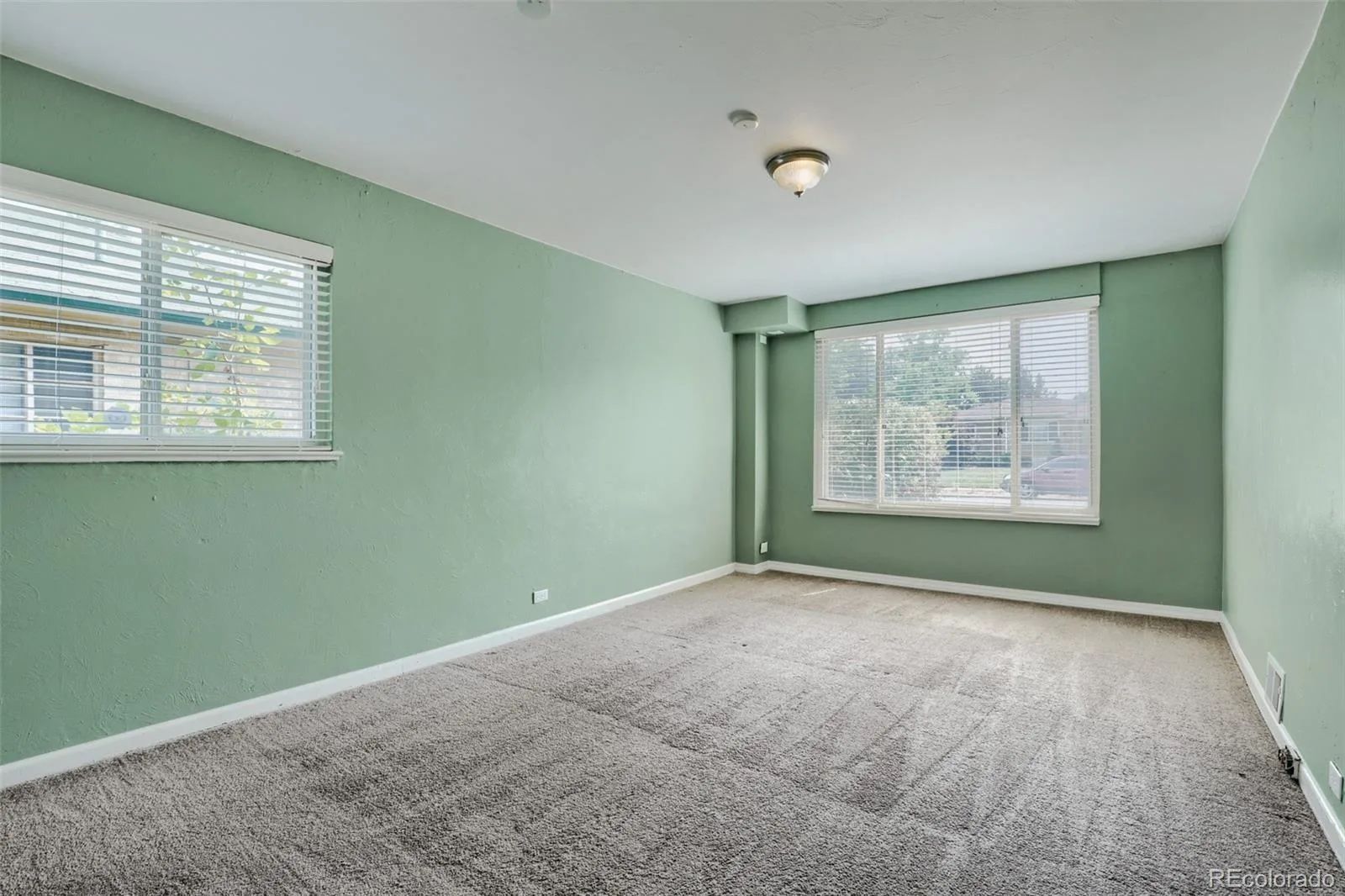 2635 Hudson Street Denver CO 80207 MLS #REC6729943 07092026020249 1600 9
