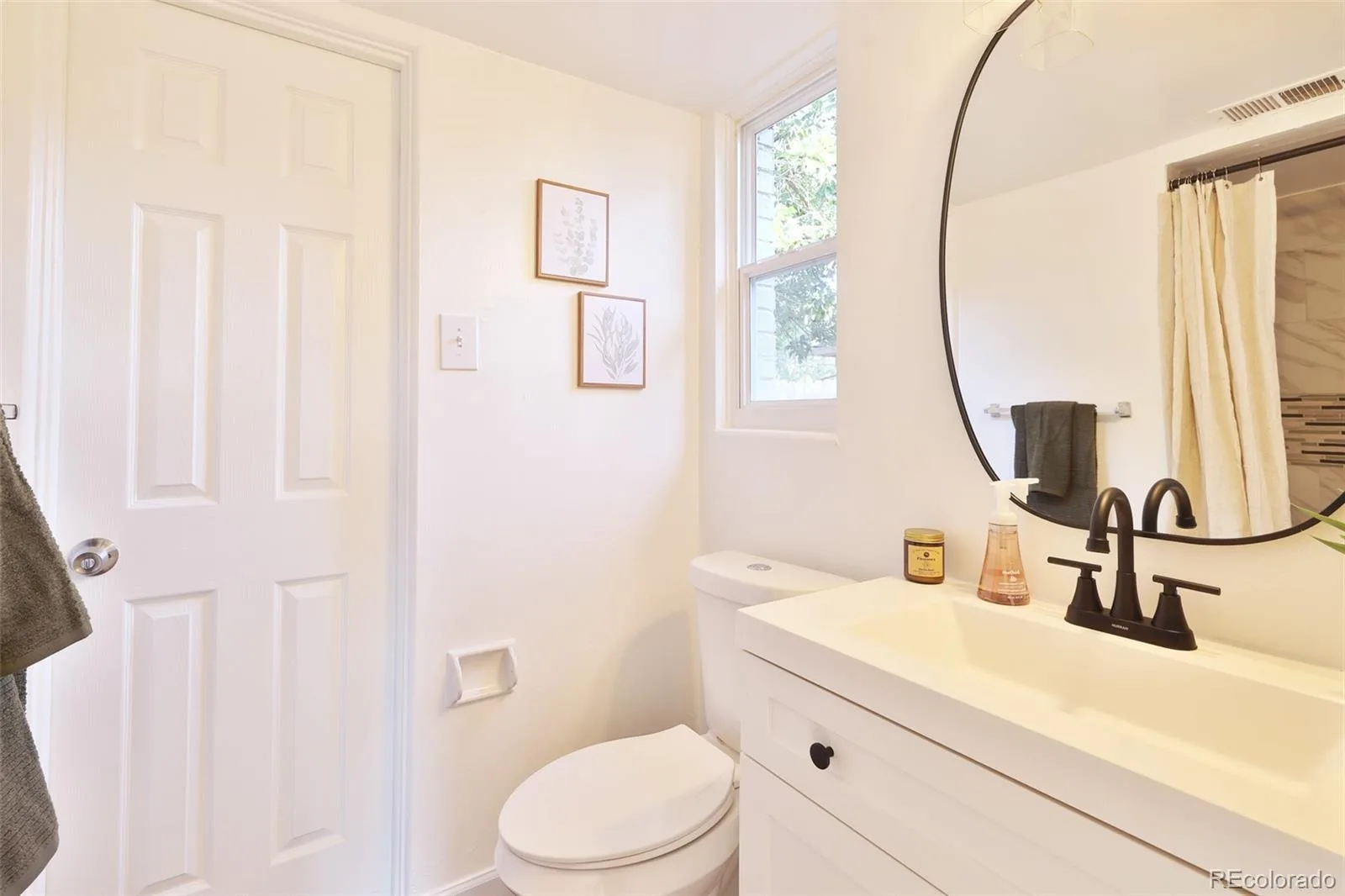 1151 Revere Street Aurora CO 80011 | MLS #REC6729992 08062026225531 1600 23