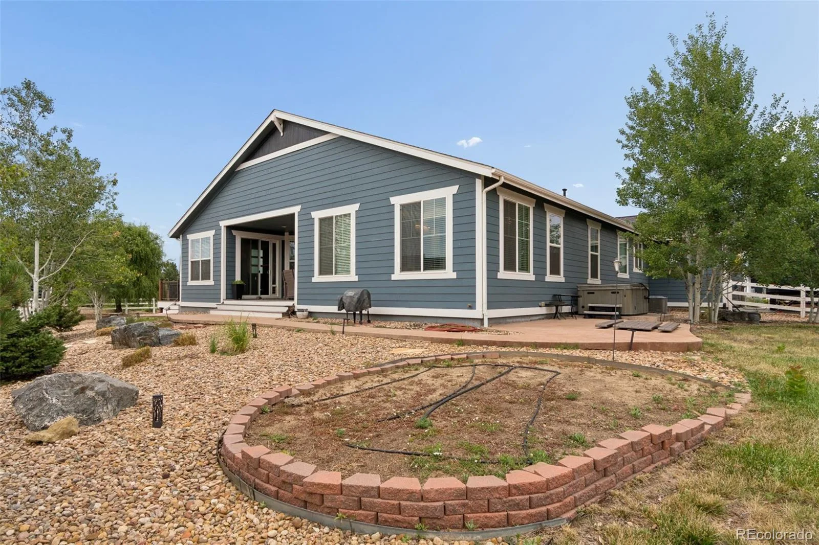 3345 Mourning Dove Court Longmont CO 80504 | MLS #REC6730033 08182026045220 1600 33