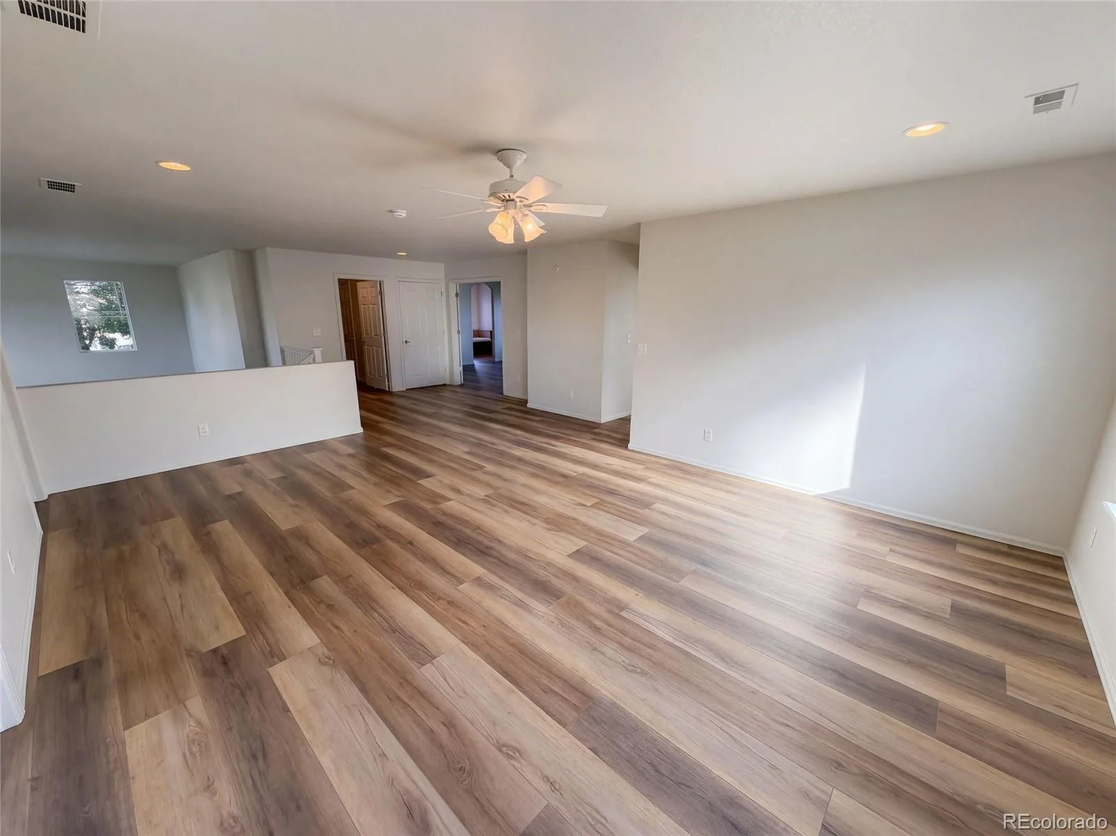 5406 S Fultondale Way Aurora CO 80016 | MLS #REC6730176 09282026235300 1600 17
