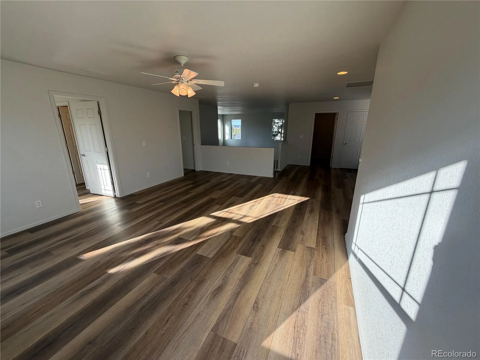 5406 S Fultondale Way Aurora CO 80016 | MLS #REC6730176 09282026235300 1600 18