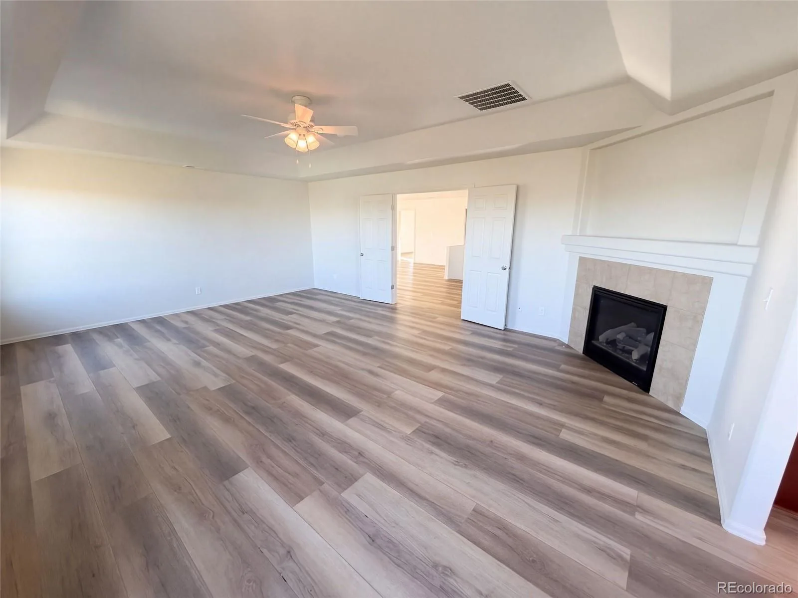 5406 S Fultondale Way Aurora CO 80016 | MLS #REC6730176 09282026235300 1600 21