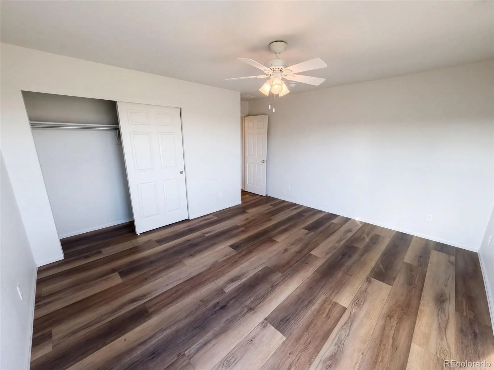 5406 S Fultondale Way Aurora CO 80016 | MLS #REC6730176 09282026235300 1600 27