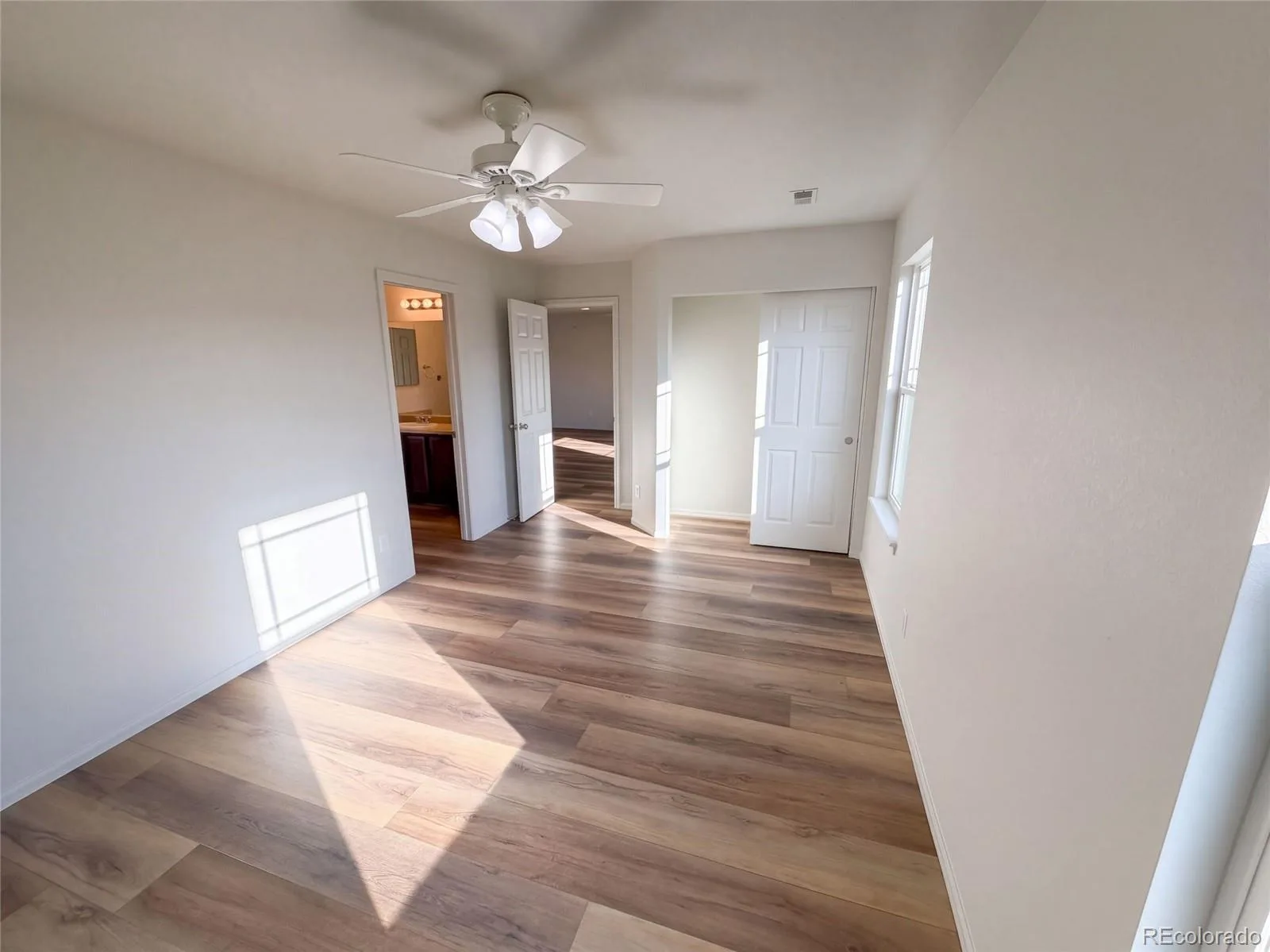 5406 S Fultondale Way Aurora CO 80016 | MLS #REC6730176 09282026235300 1600 30