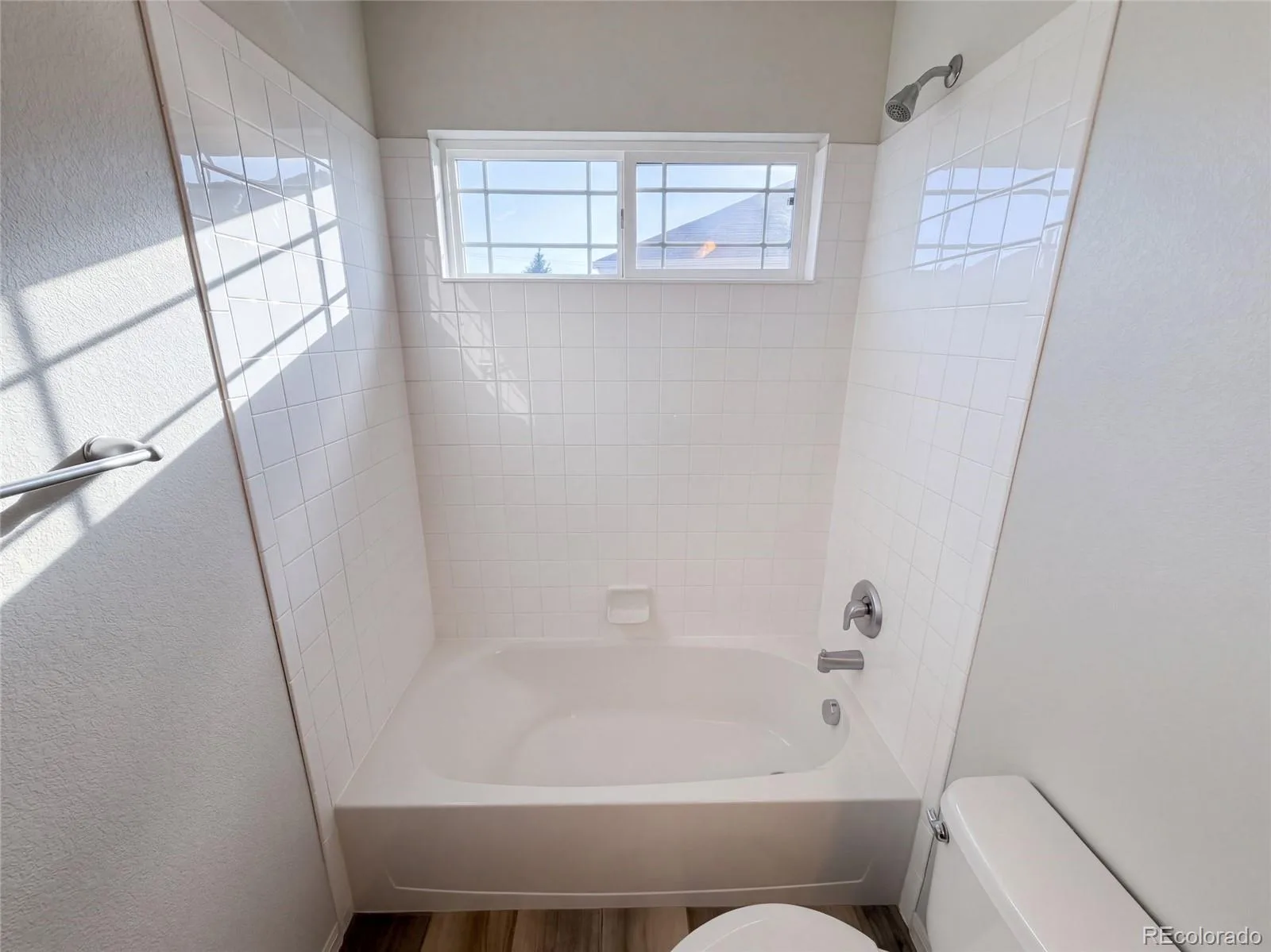 5406 S Fultondale Way Aurora CO 80016 | MLS #REC6730176 09282026235300 1600 37