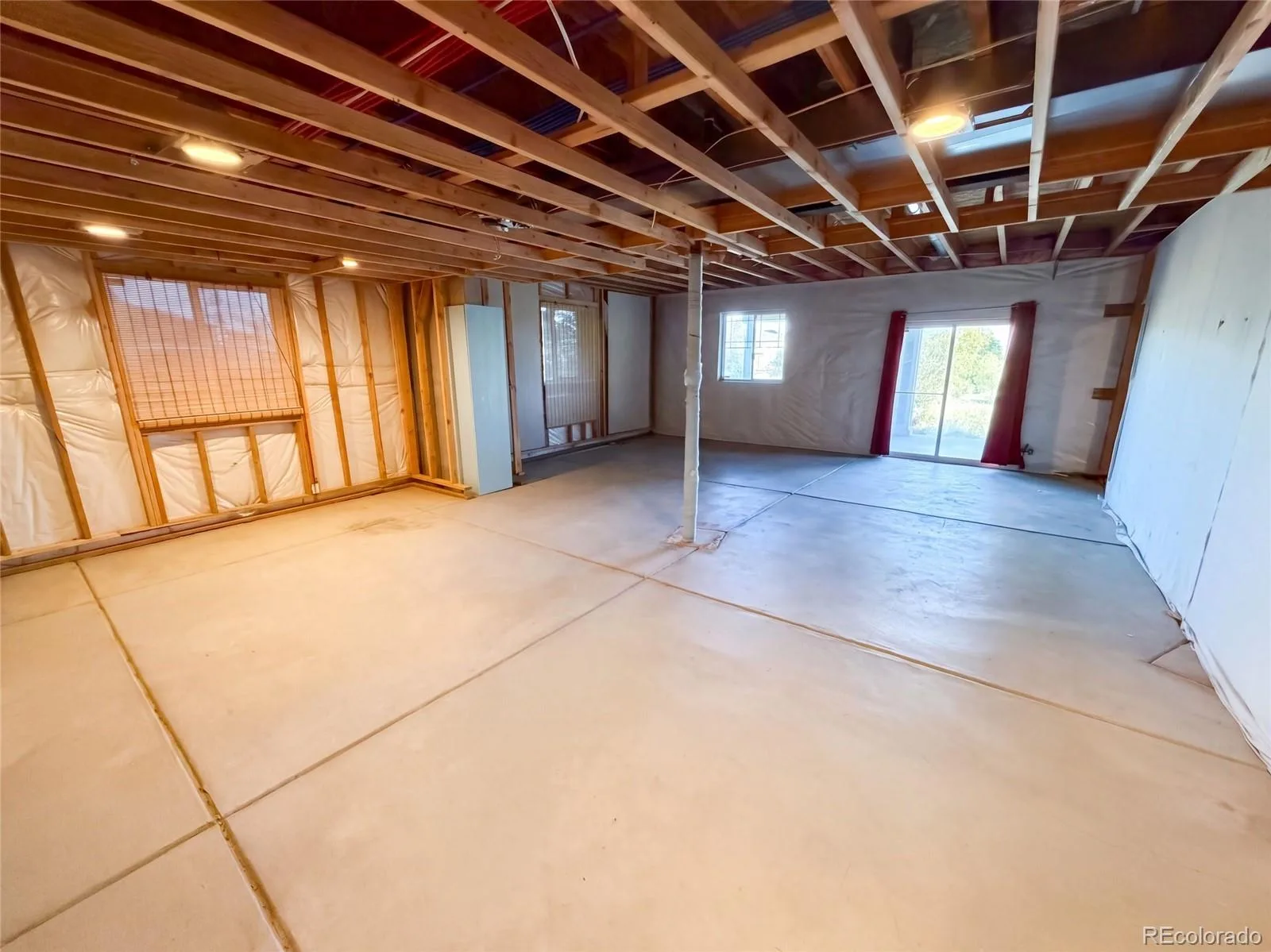5406 S Fultondale Way Aurora CO 80016 | MLS #REC6730176 09282026235300 1600 43