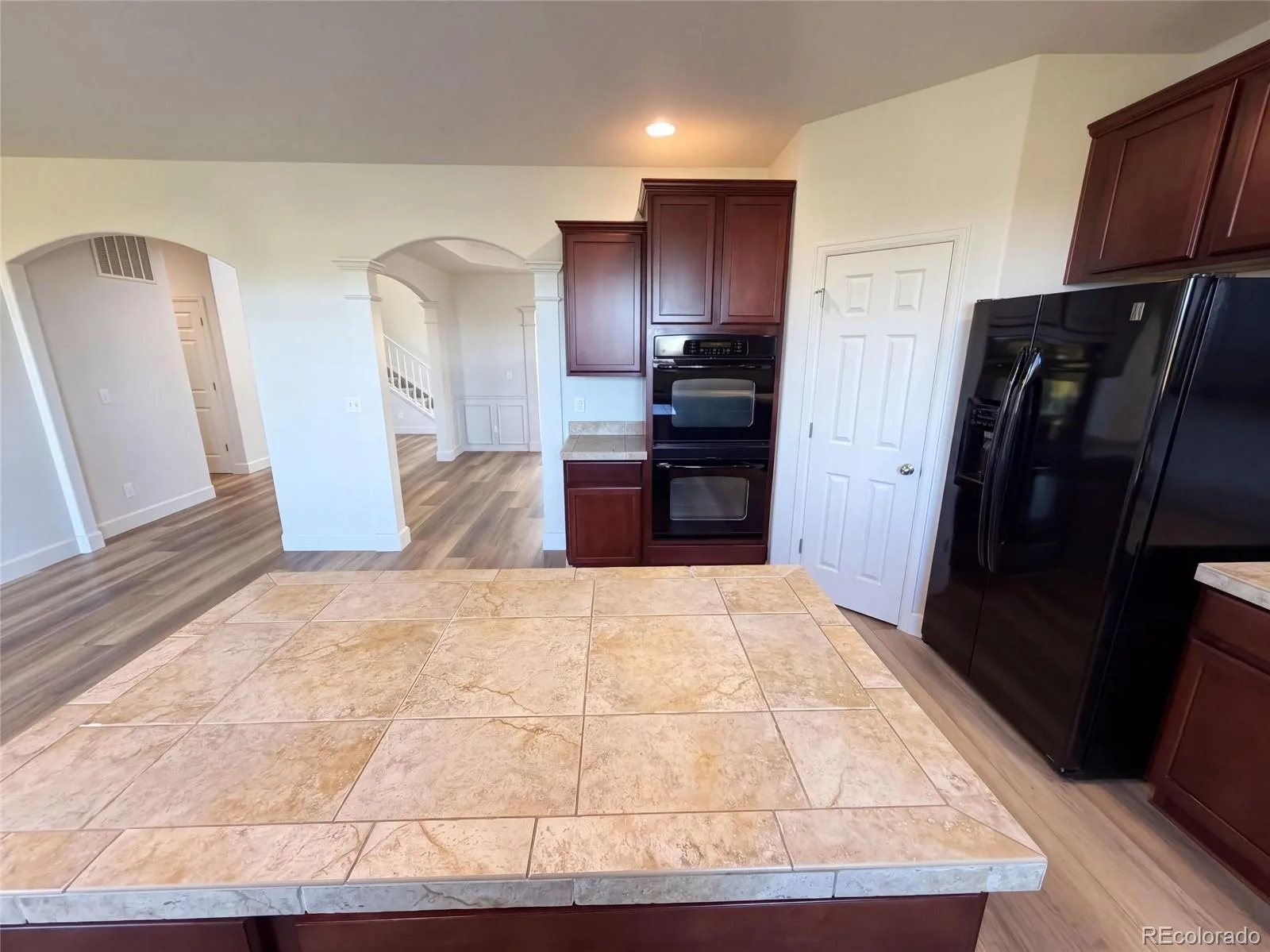 5406 S Fultondale Way Aurora CO 80016 | MLS #REC6730176 09282026235300 1600 6