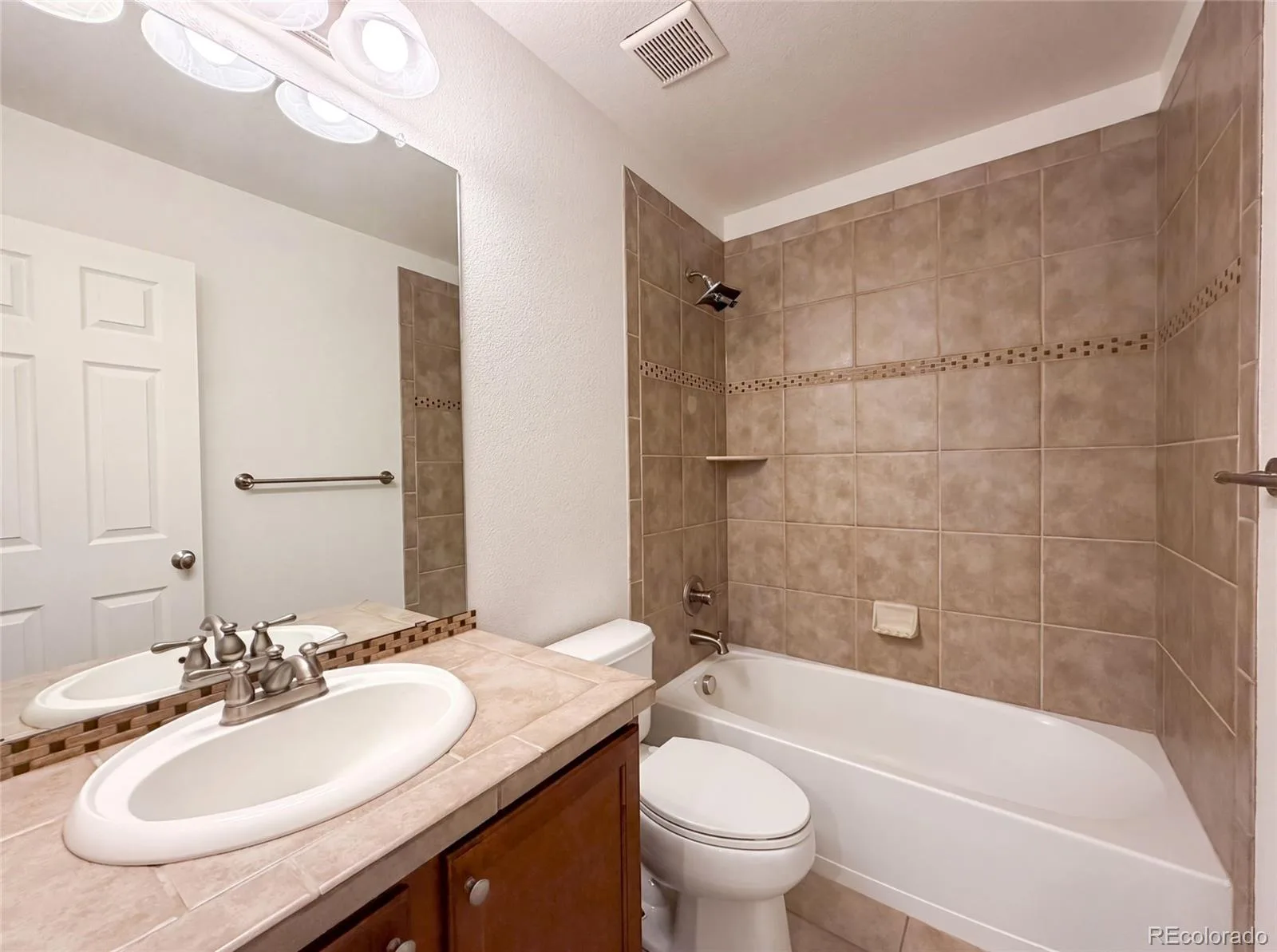 2232 Whistler Drive Longmont CO 80504 | MLS #REC6735169 07062026150602 1600 20