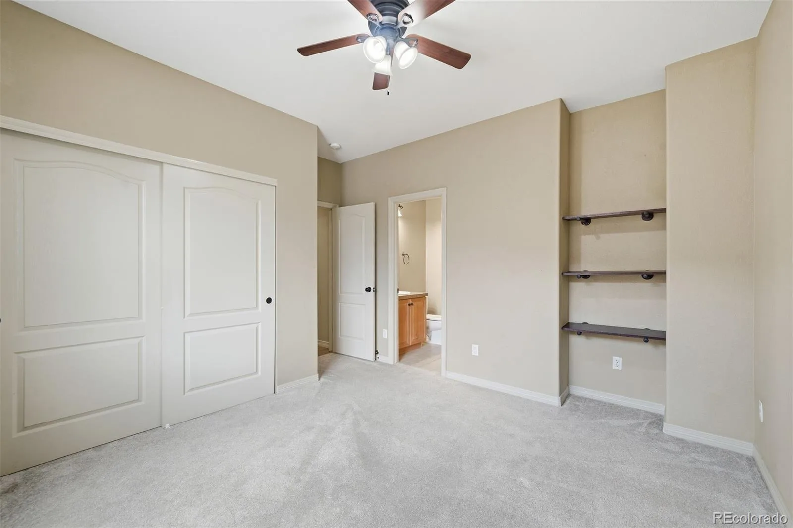 10977 Glengate Circle Highlands Ranch CO 80130 MLS #REC6736269 06272026052738 1600 19
