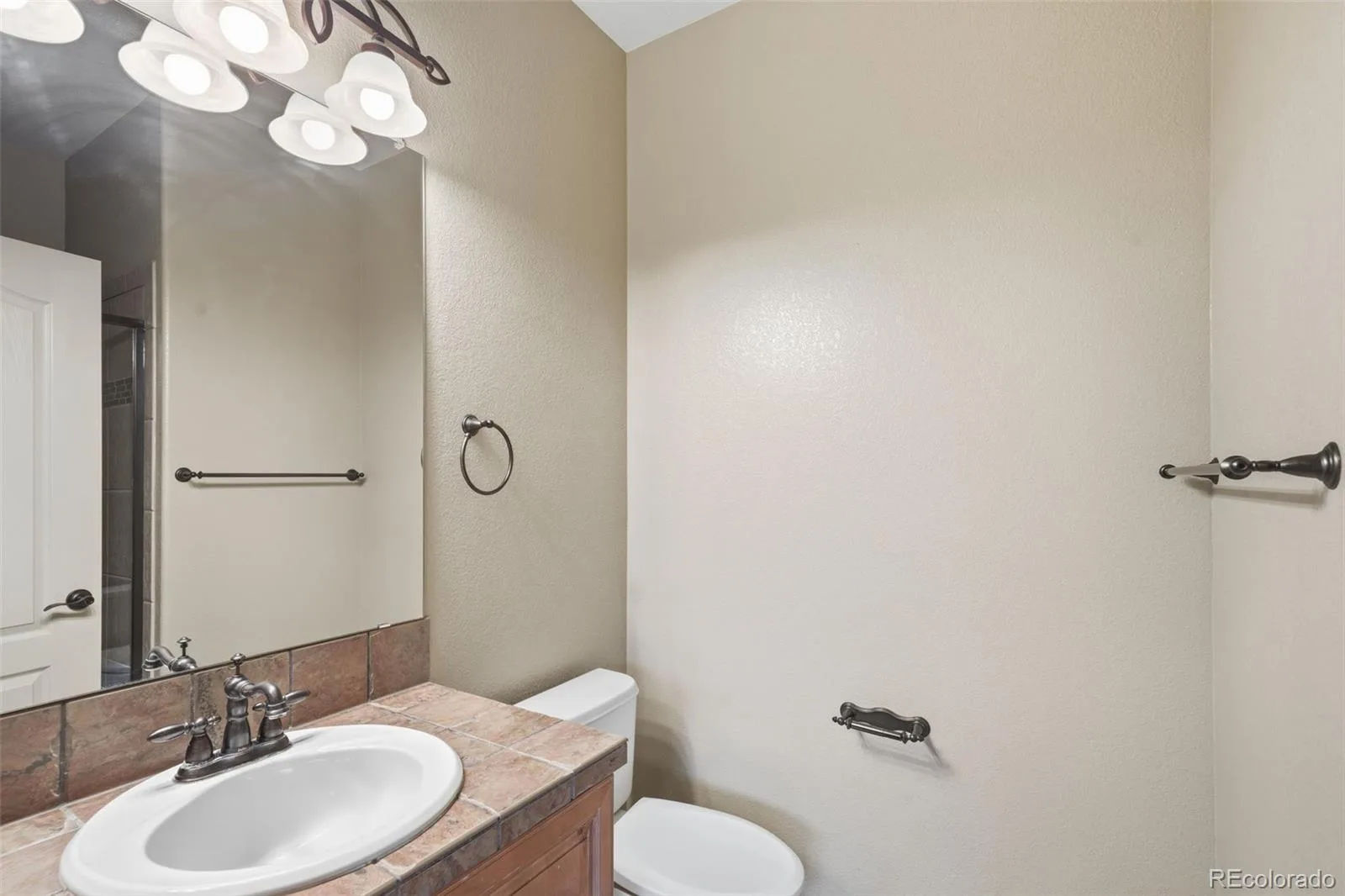 10977 Glengate Circle Highlands Ranch CO 80130 MLS #REC6736269 06272026052738 1600 20