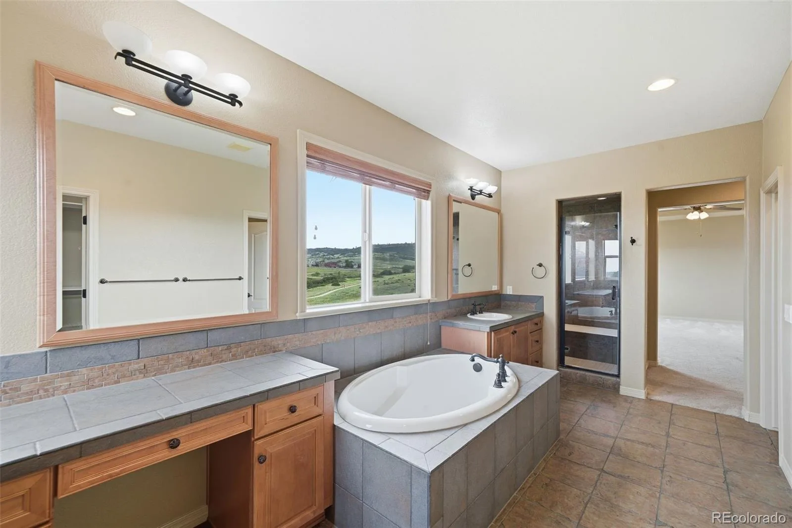 10977 Glengate Circle Highlands Ranch CO 80130 MLS #REC6736269 06272026052738 1600 29