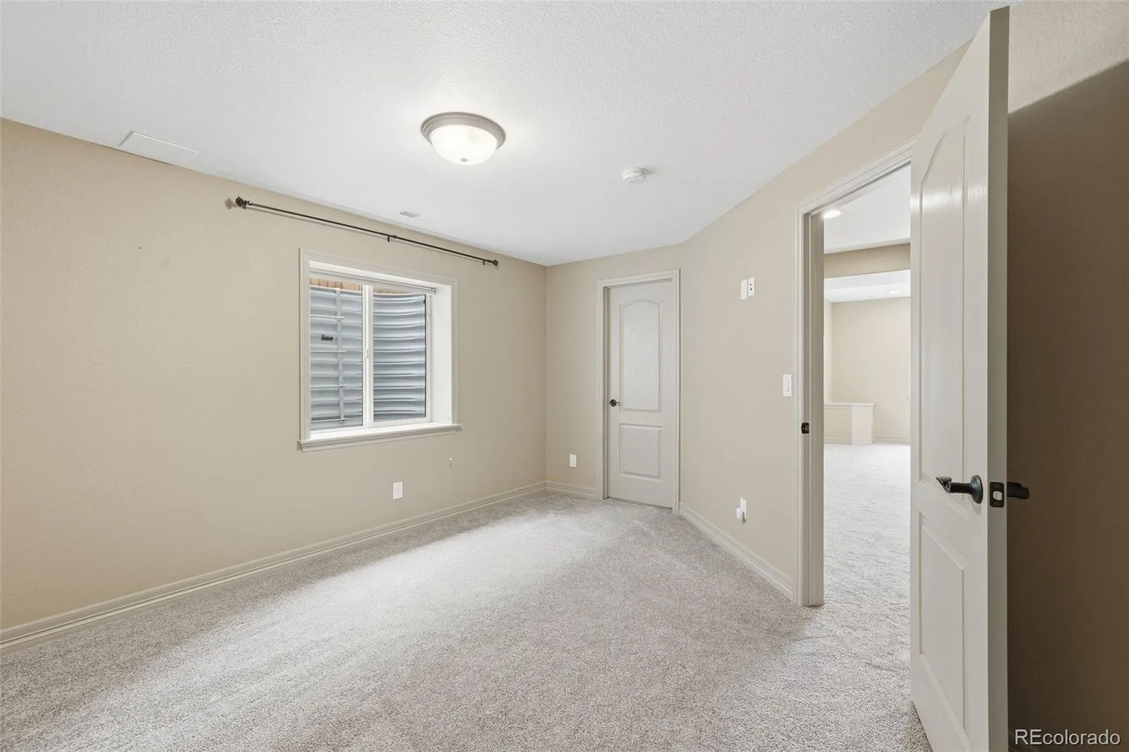 10977 Glengate Circle Highlands Ranch CO 80130 MLS #REC6736269 06272026052738 1600 39