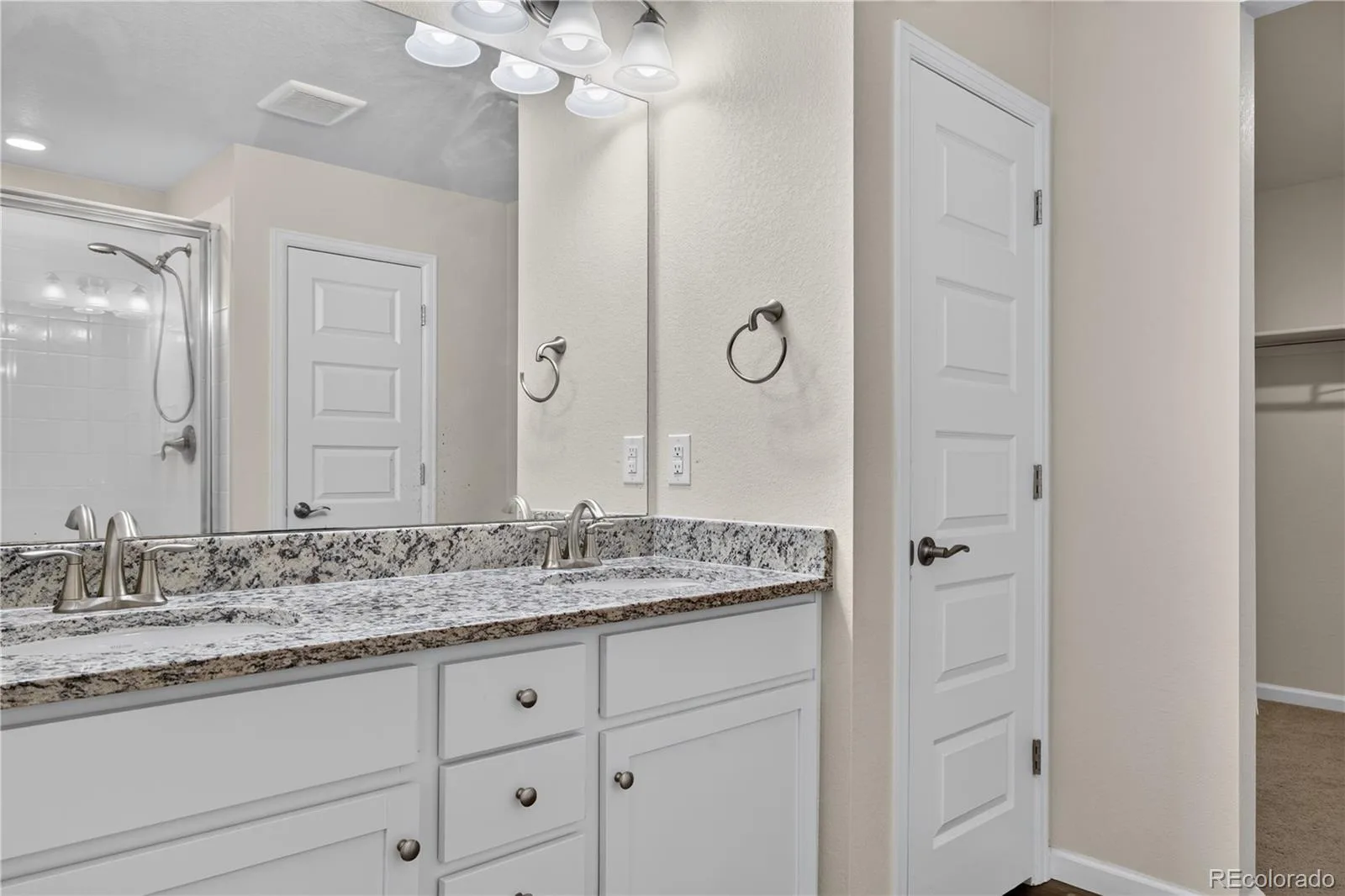 2174 Villageview Lane Castle Rock CO 80104 | MLS #REC6736707 08072026192831 1600 15