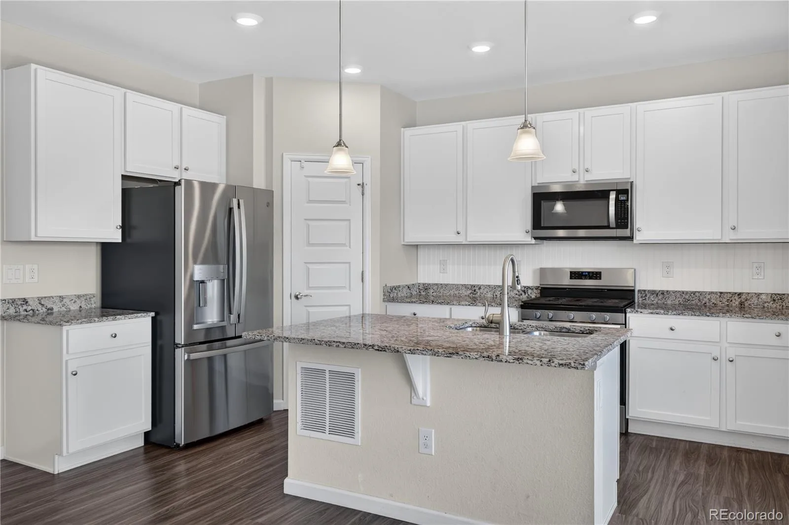 2174 Villageview Lane Castle Rock CO 80104 | MLS #REC6736707 08072026192831 1600 7