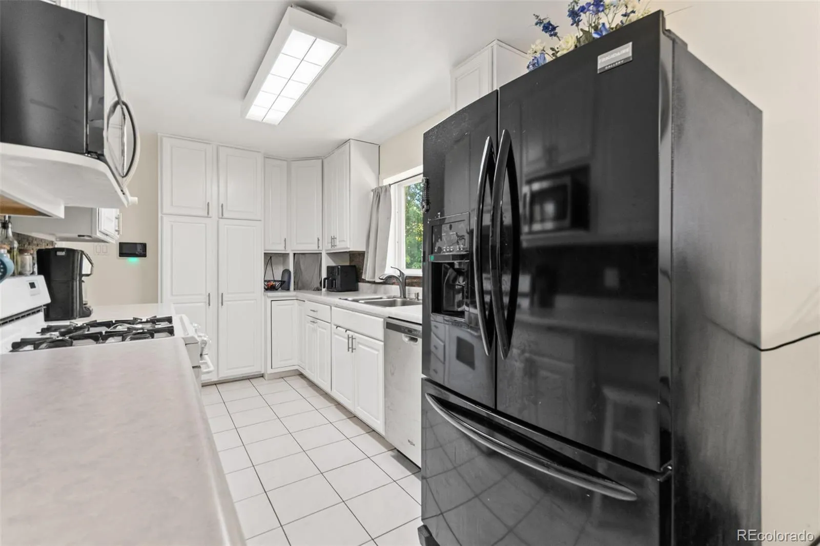 3397 W Tanforan Drive Englewood CO 80110 MLS #REC6738863 05032026000923 1600 12