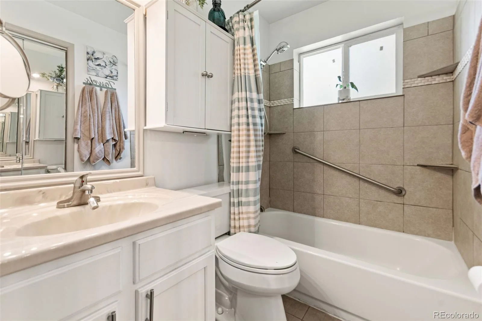 3397 W Tanforan Drive Englewood CO 80110 | MLS #REC6738863 08202026161814 1600 21