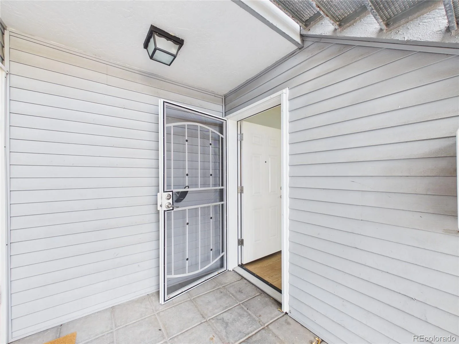 1926 S Vaughn Way #104 Aurora CO 80014 | MLS #REC6739871 09292026232927 1600 3