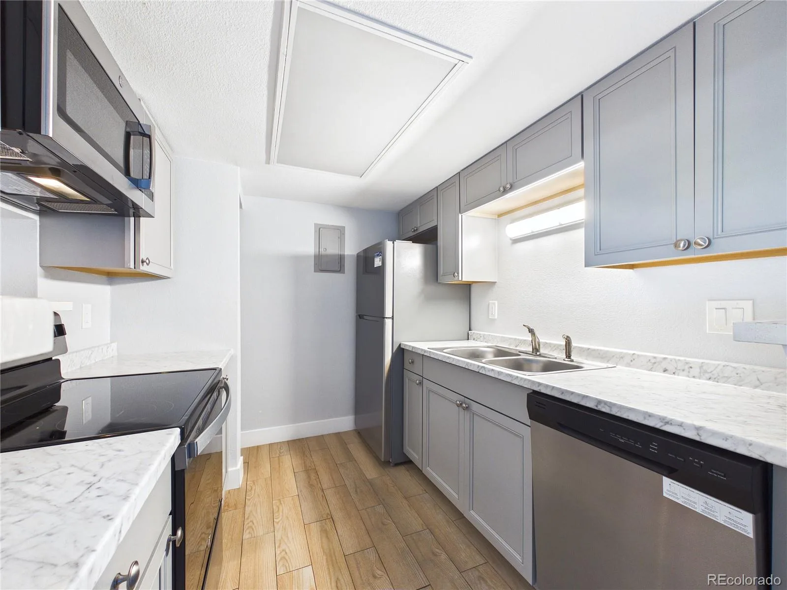 1926 S Vaughn Way #104 Aurora CO 80014 | MLS #REC6739871 09292026232927 1600 9