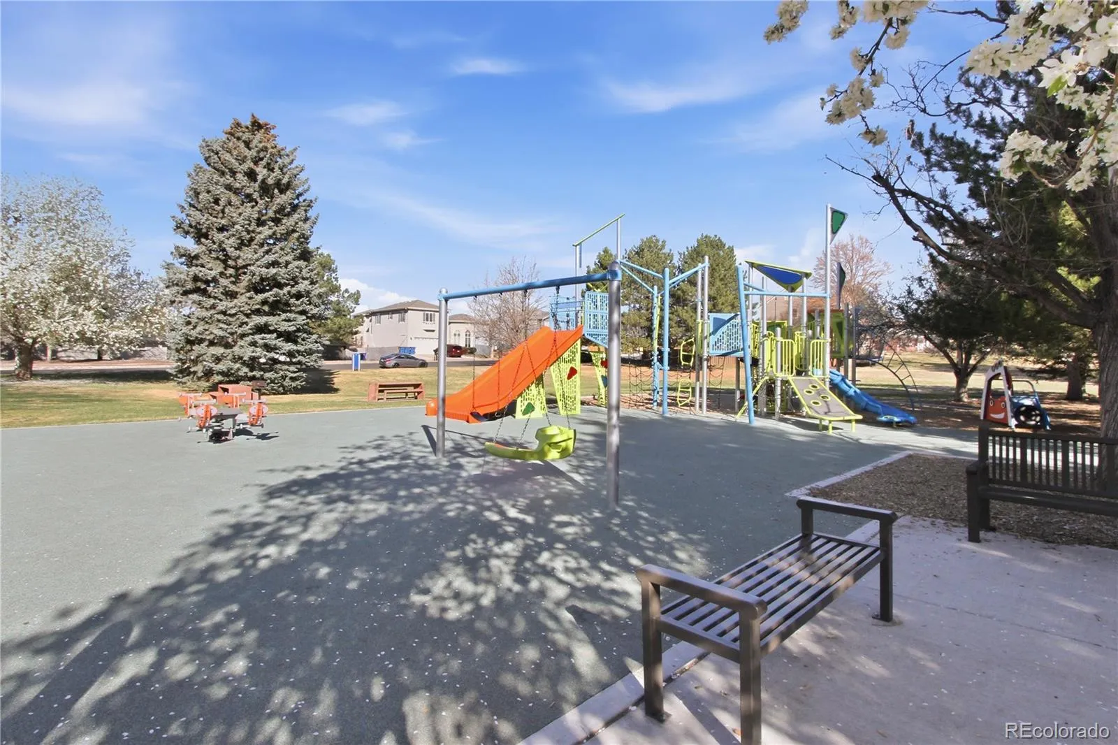 2217 S Kenton Way Aurora CO 80014 MLS #REC6741414 04162026071652 1600 20