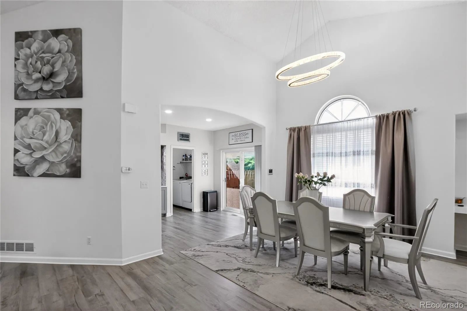 2217 S Kenton Way Aurora CO 80014 MLS #REC6741414 04162026071652 1600 3