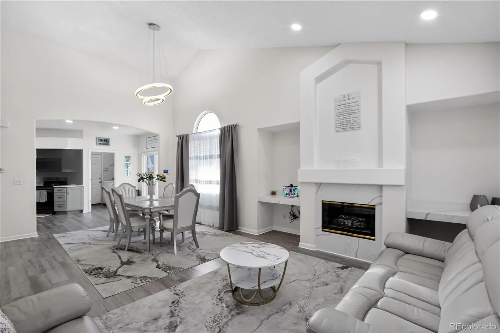 2217 S Kenton Way Aurora CO 80014 MLS #REC6741414 04162026071652 1600 4