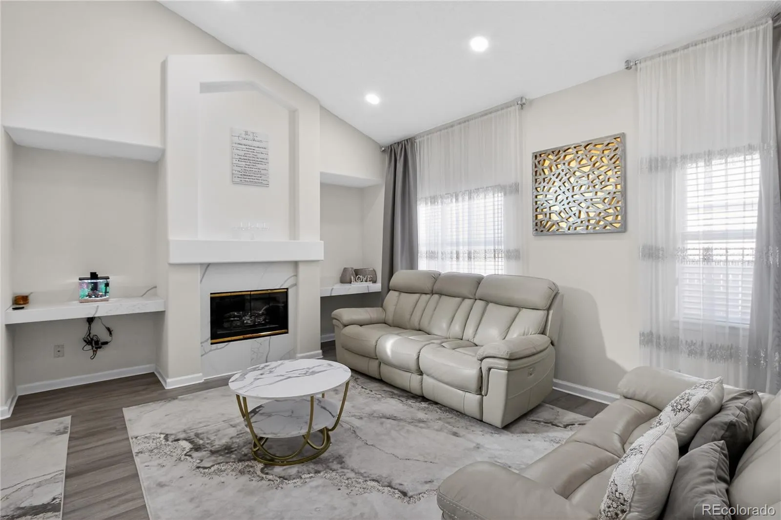 2217 S Kenton Way Aurora CO 80014 MLS #REC6741414 04162026071652 1600 6