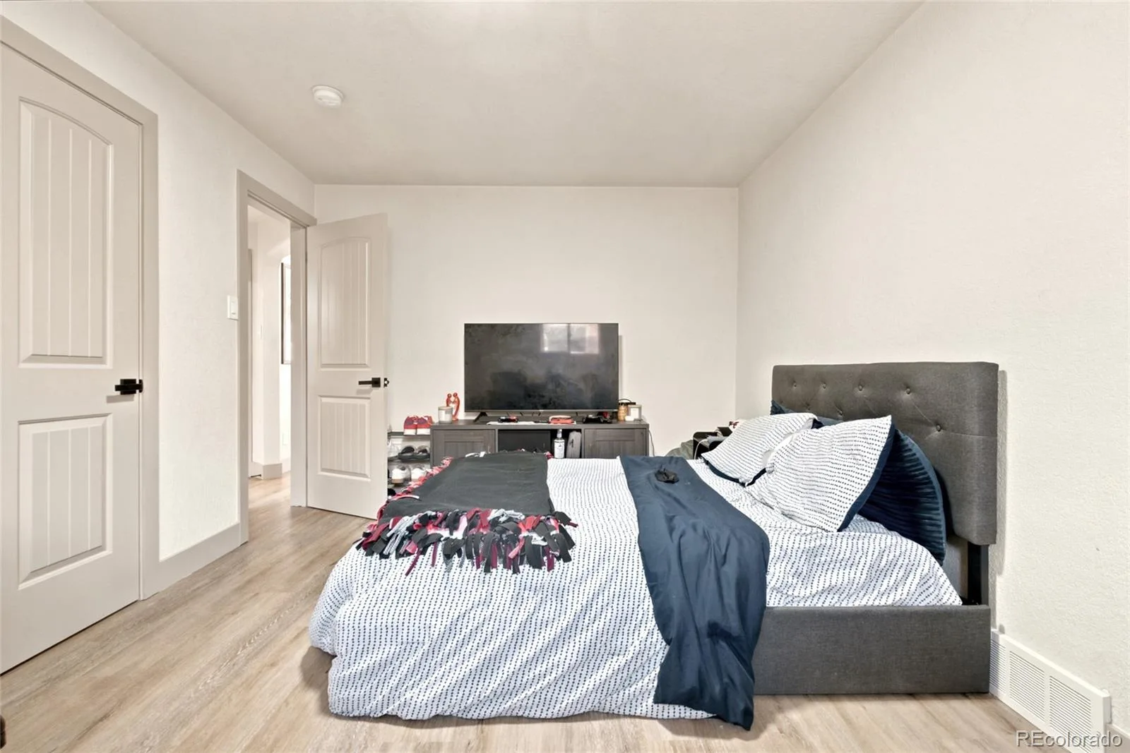 3353 N Krameria Street Denver CO 80207 MLS #REC6743764 07022026023238 1600 25