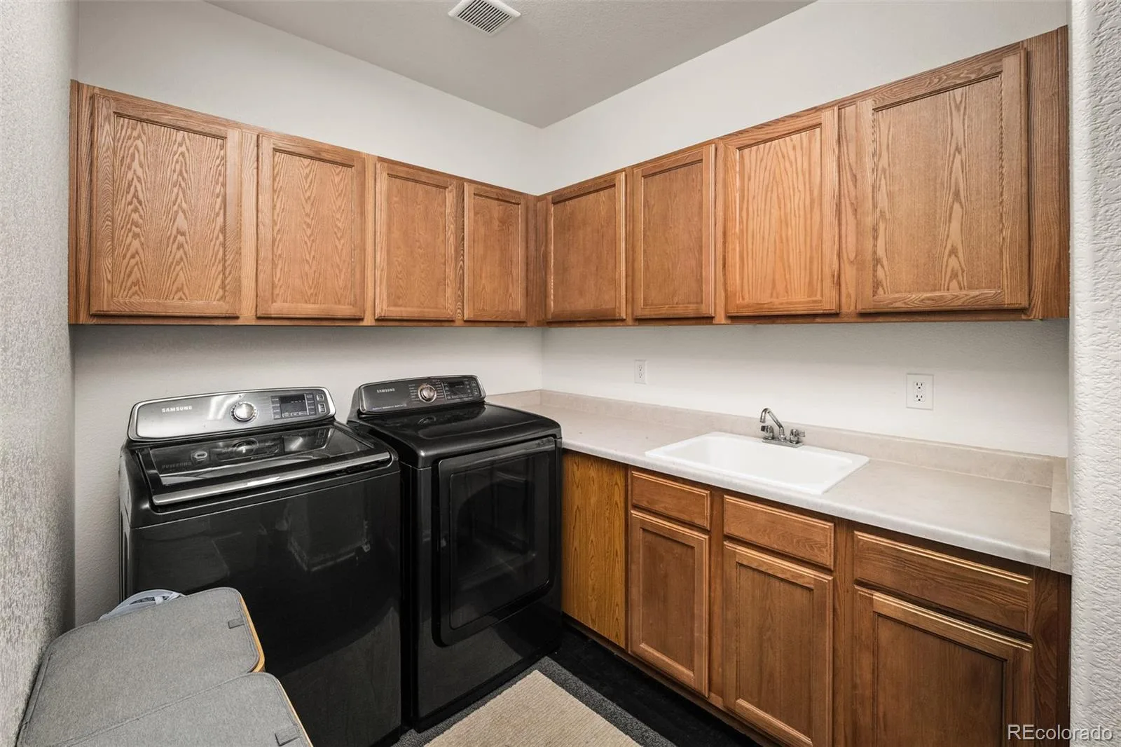 8098 Grady Circle Castle Rock CO 80108 | MLS #REC6747056 07302026183427 1600 34
