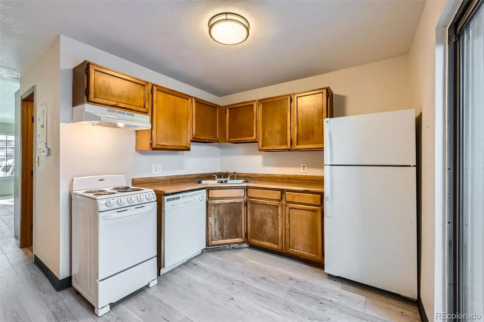 61 S Sable Boulevard #C14 Aurora CO 80012 MLS #REC6747494 11212025150246 1600 5
