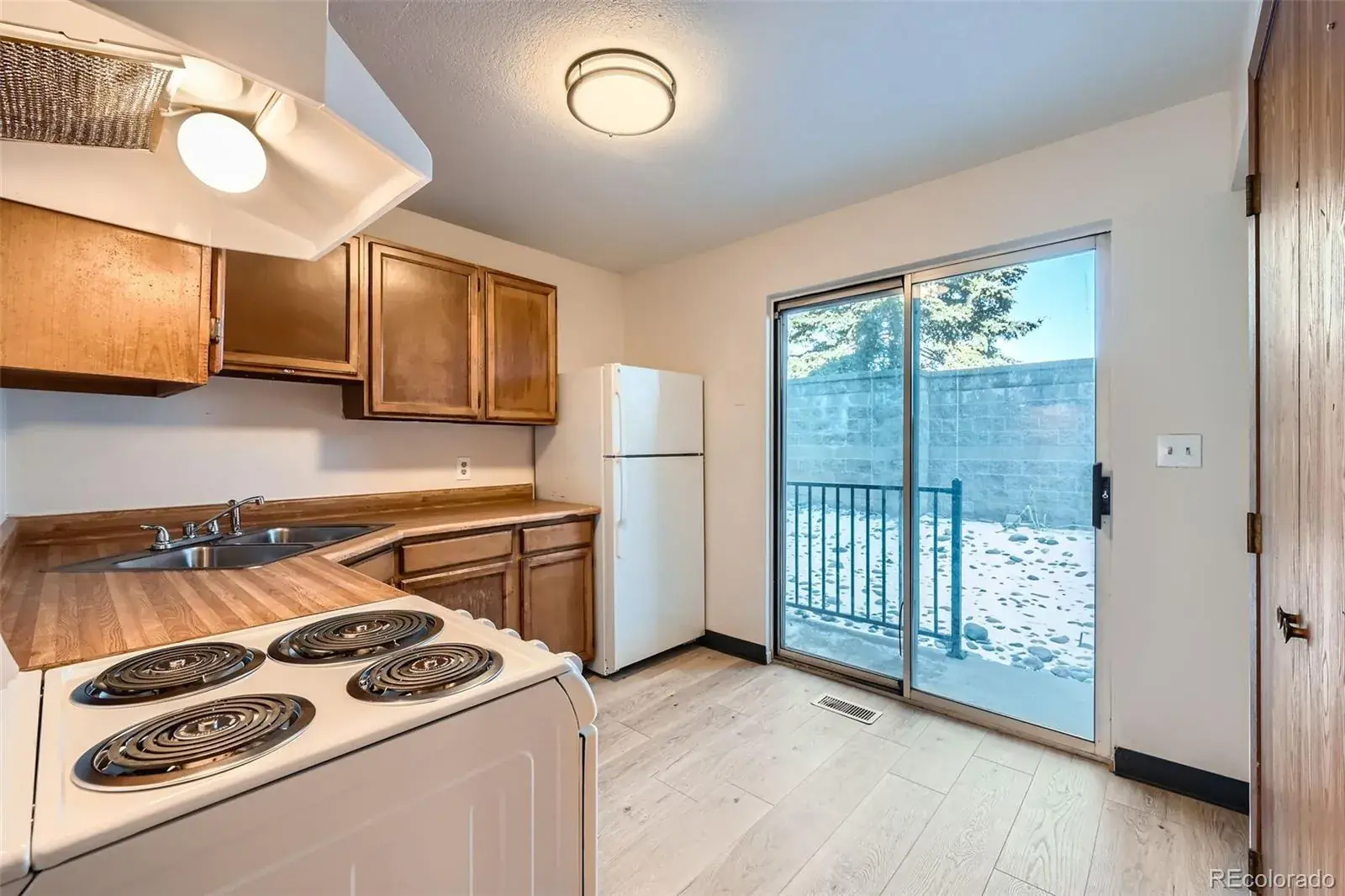 61 S Sable Boulevard #C14 Aurora CO 80012 MLS #REC6747494 11212025150246 1600 6