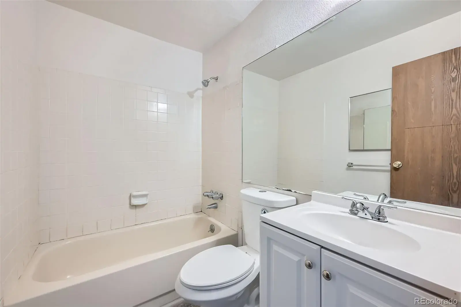 61 S Sable Boulevard #C14 Aurora CO 80012 MLS #REC6747494 11212025150246 1600 8