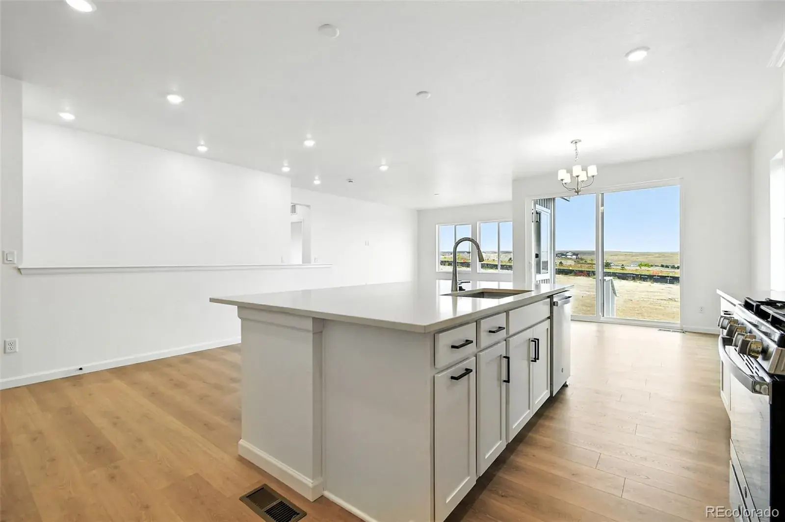 10072025152712 1600 15