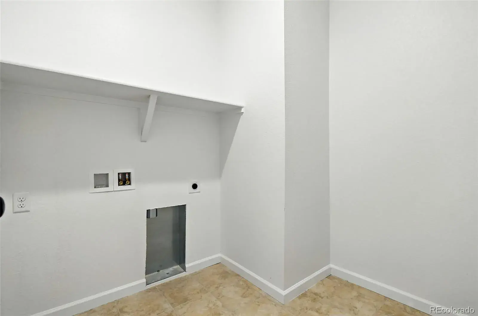 10072025152712 1600 22