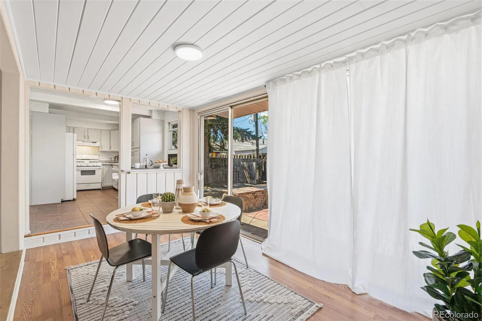 04152026231106 1600 8