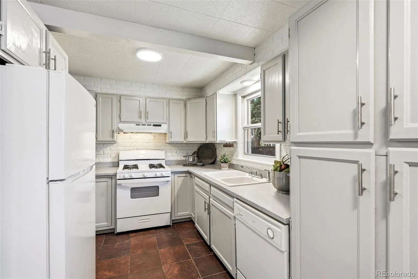 2449 Marshall Street Edgewater CO 80214 MLS #REC6753678 04222026222544 1600 10