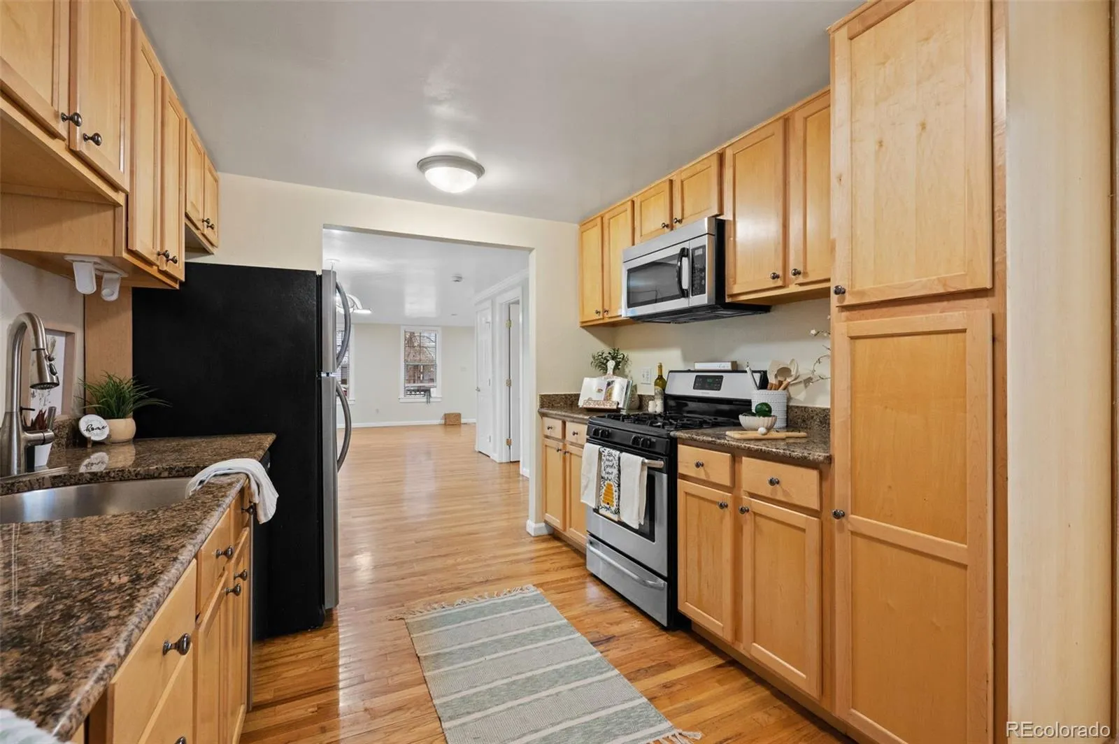 04092026152221 1600 11