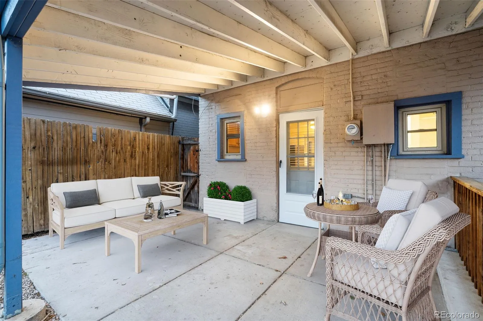 04092026152221 1600 33